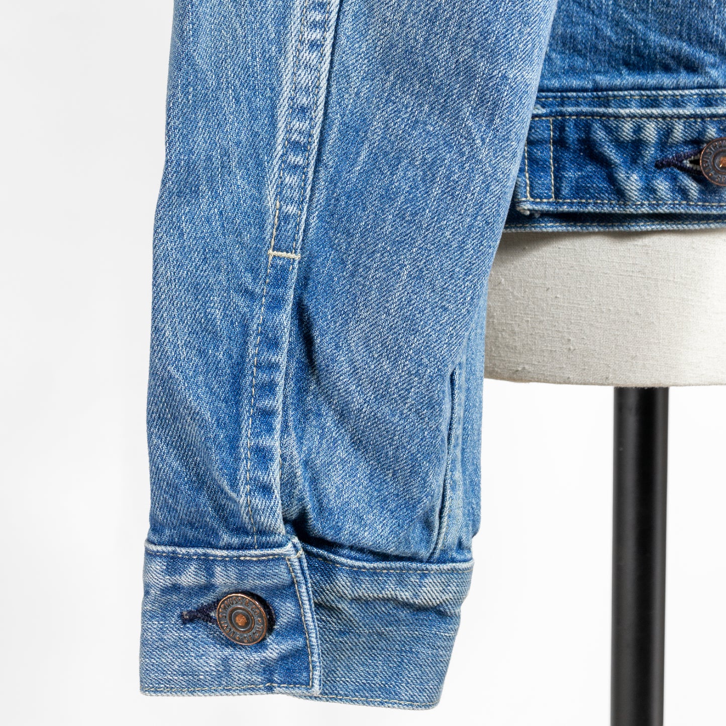 25AW LEVI'S VINTAGE CLOTHING 1961 TYPEIII 557 トラッカージャケット ミディアムインディゴ 749980004