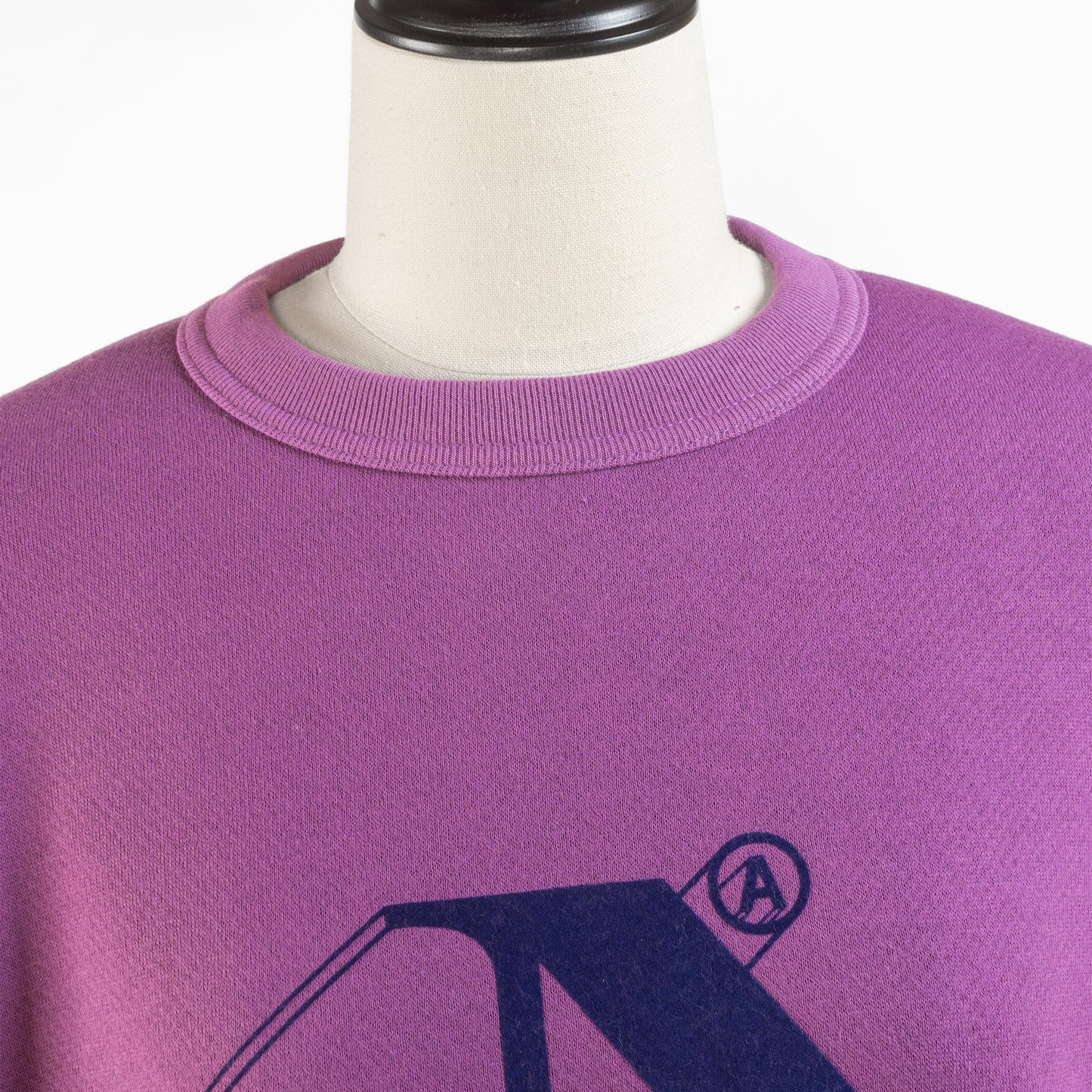 AMERICANA WIDE PULL OVER CREW SWEAT