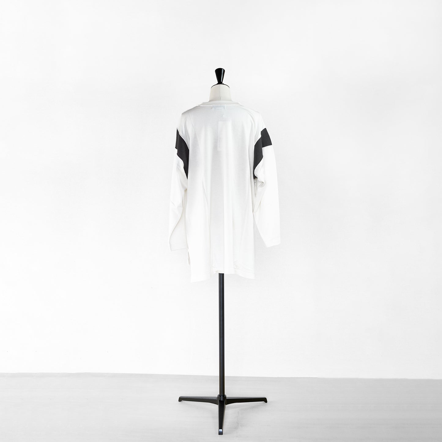 AMERICANA FOOTBALL LONG SLEEVE TEE