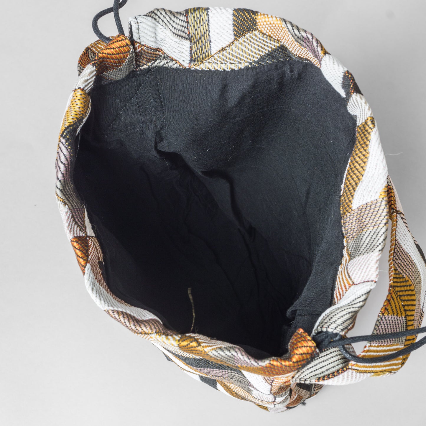 AYDEN DRAWSTRING BAG