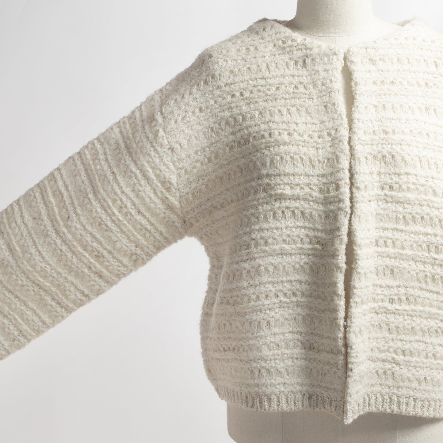 BATONER TWEEDY CREW NECK CARDIGAN