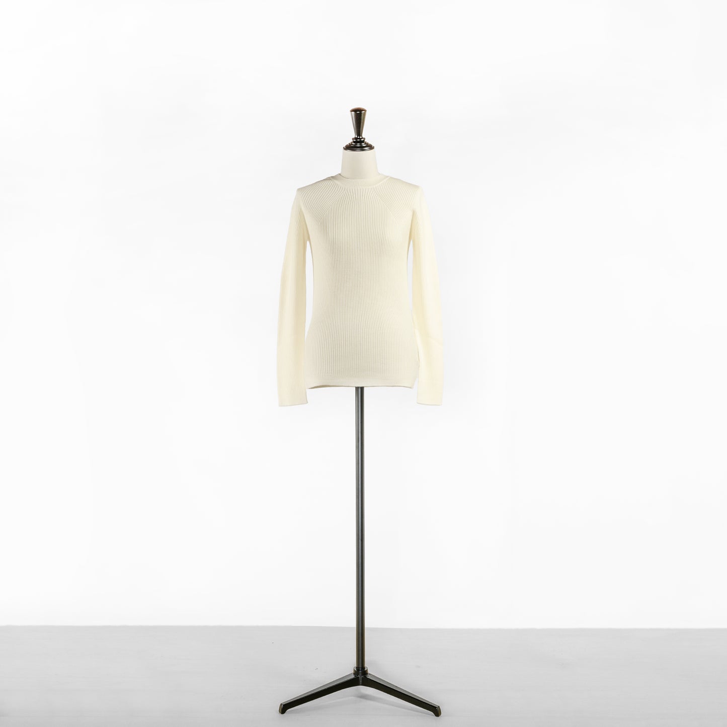 BATONER RIBNITURE CREW NECK
