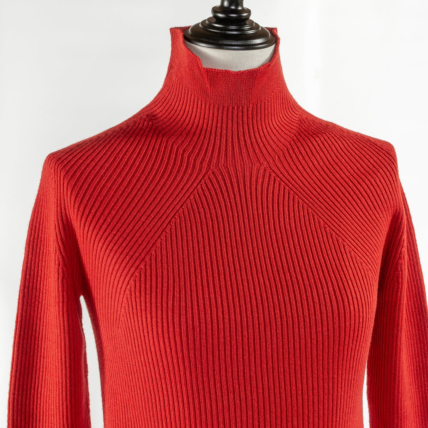 BATONER RIBNITURE TURTLE NECK