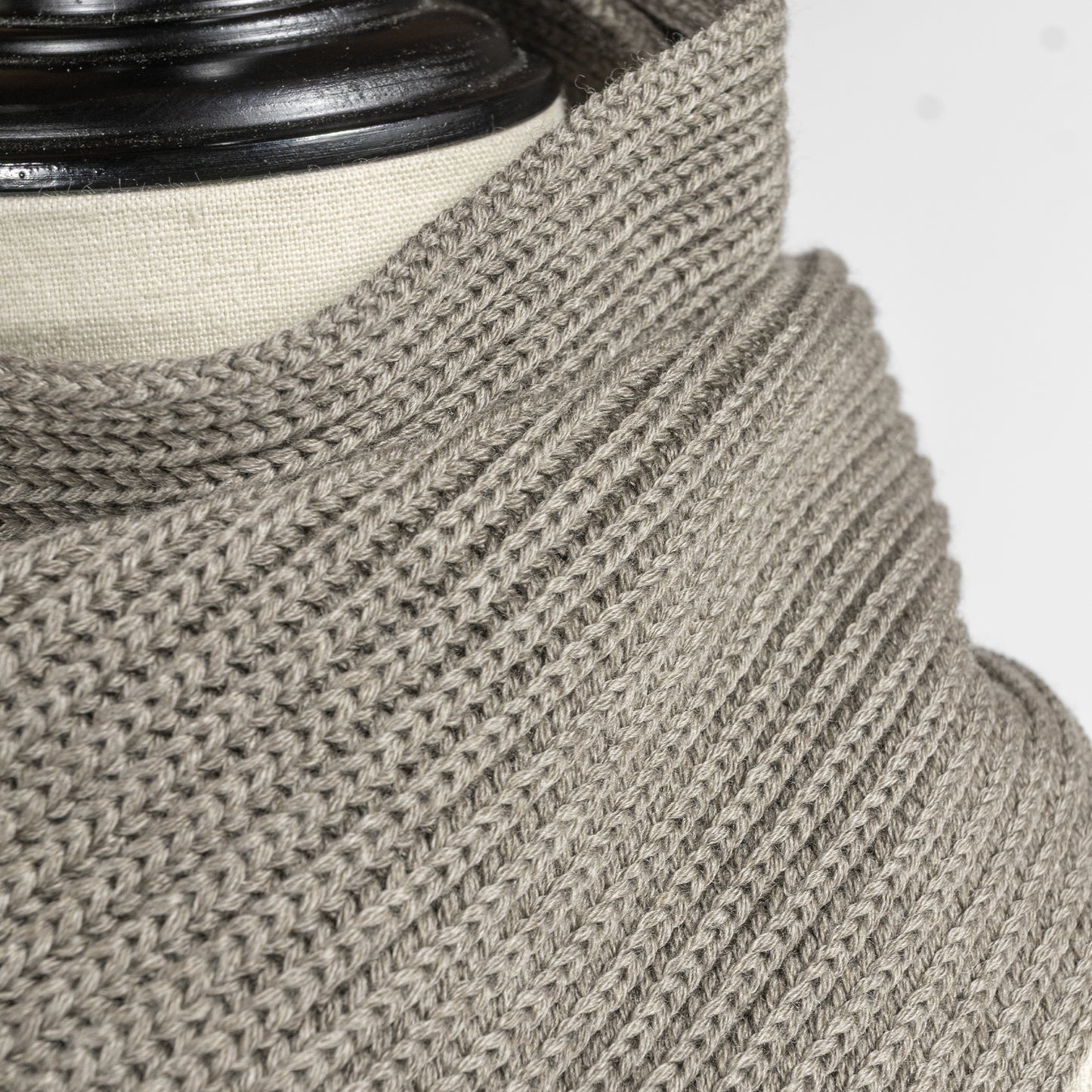 25AW BATONER SOLID WOOL MUFFLER BN-25FI-003