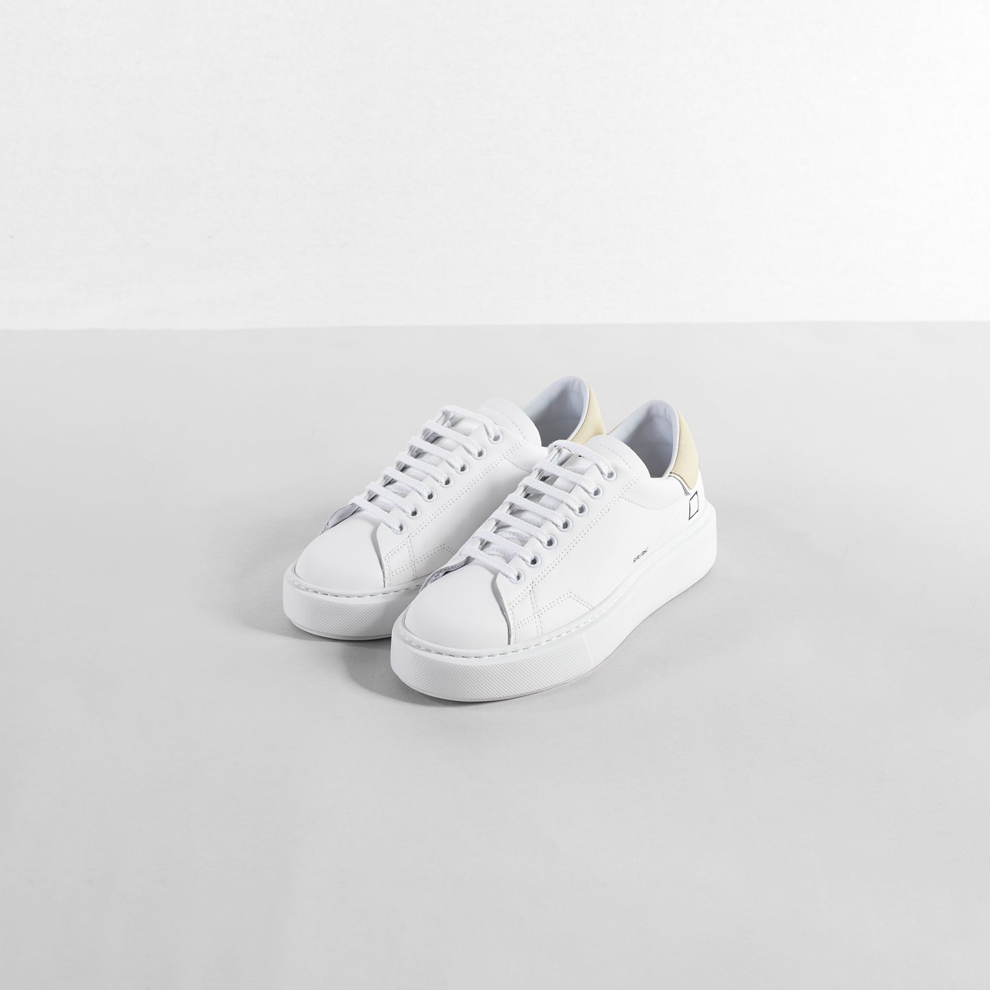 D.A.T.E SFERA BASIC WHITE-BEIGE