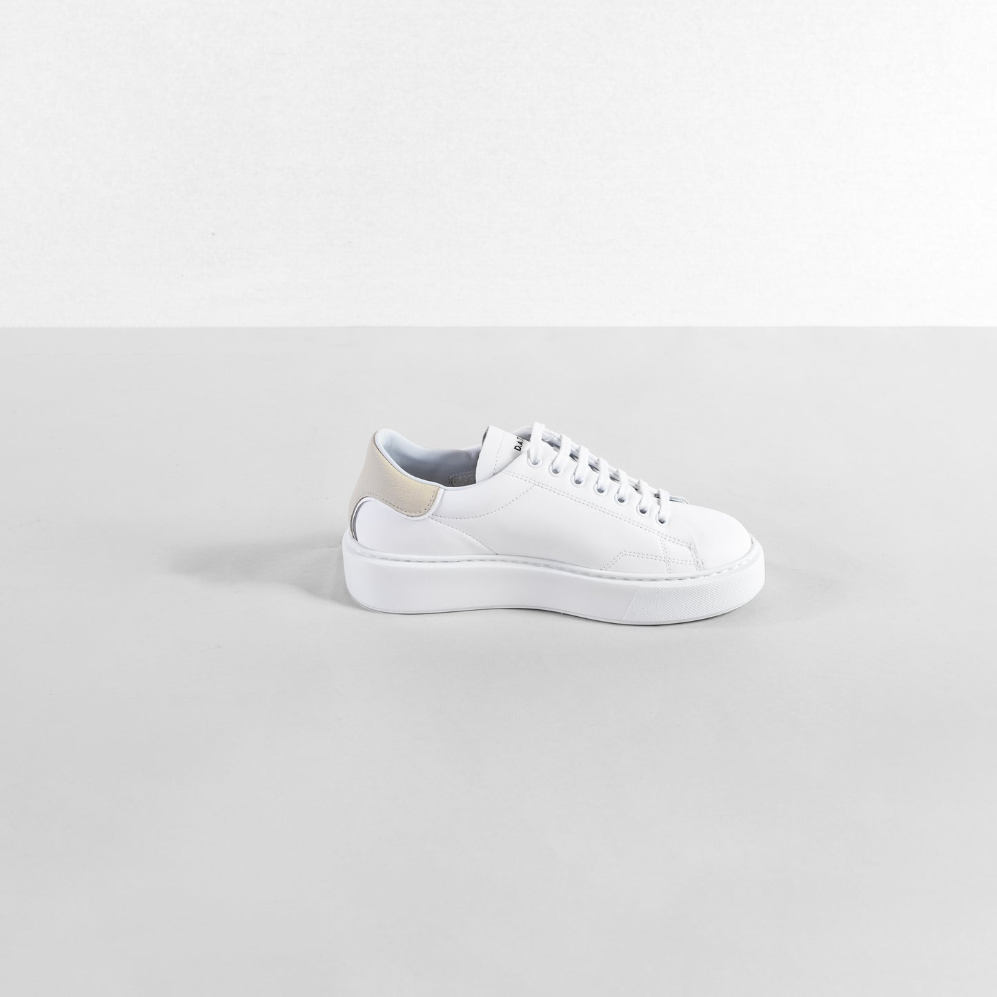 D.A.T.E SFERA BASIC WHITE-BEIGE