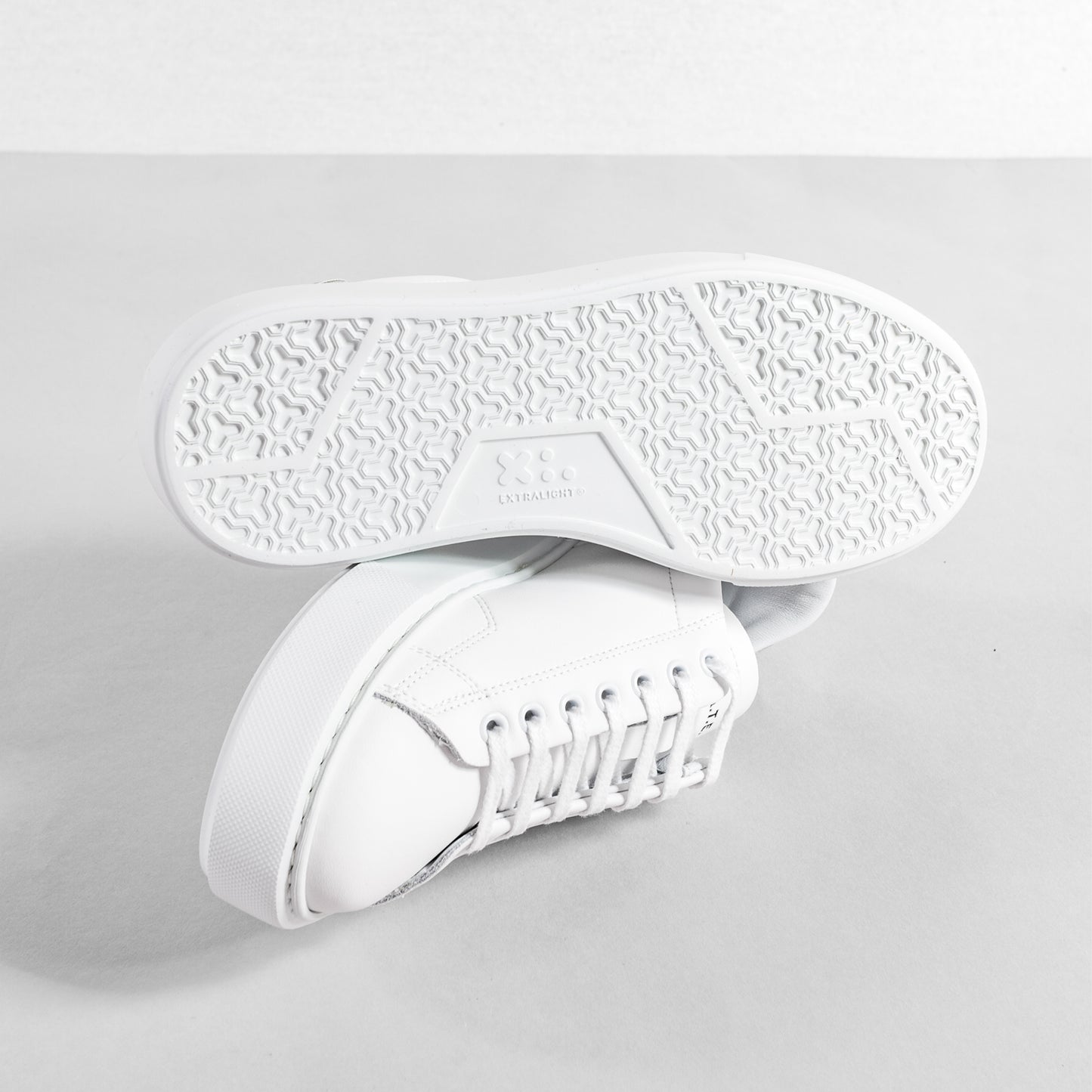 D.A.T.E SFERA BASIC WHITE-BEIGE