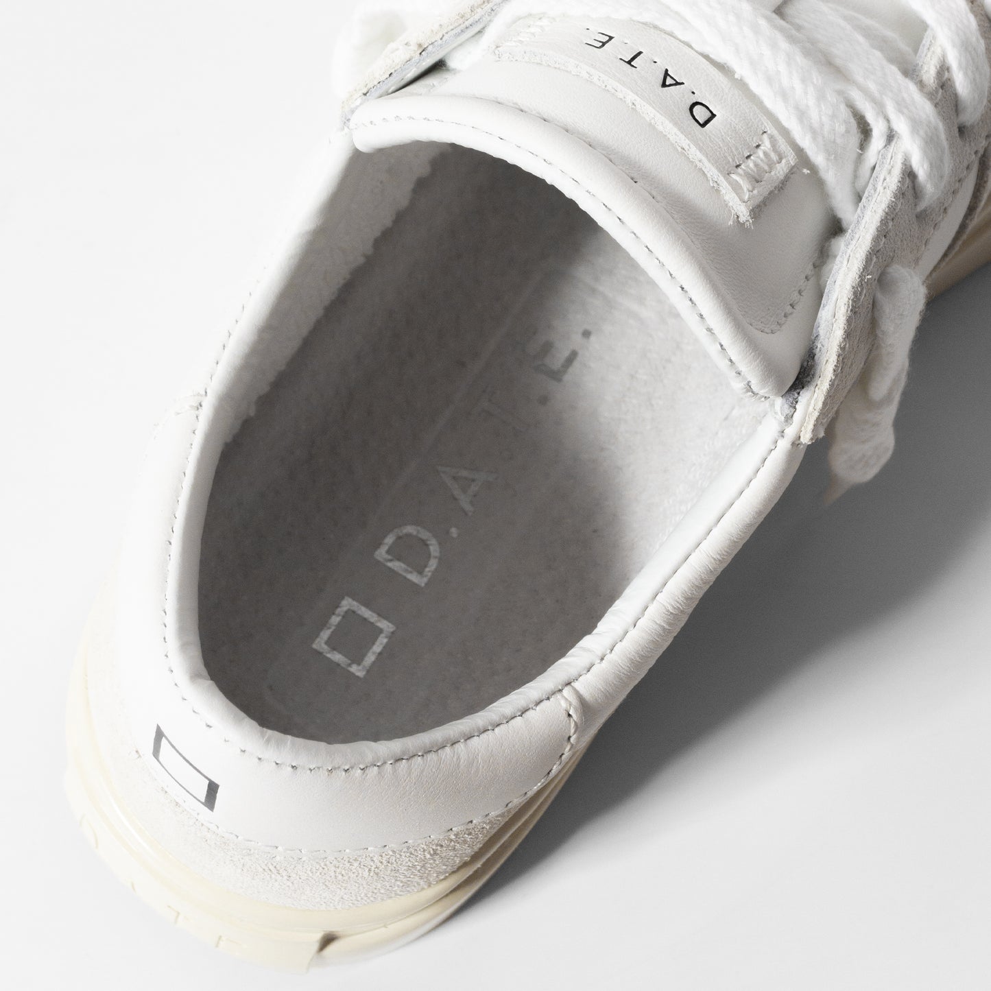 24AW D.A.T.E STUDIO BICOLOR WHITE