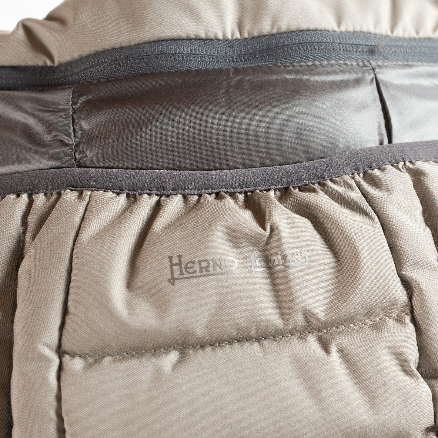 HERNO LAMINAR GORE-TEX WINDSTOPER A SHAPE
