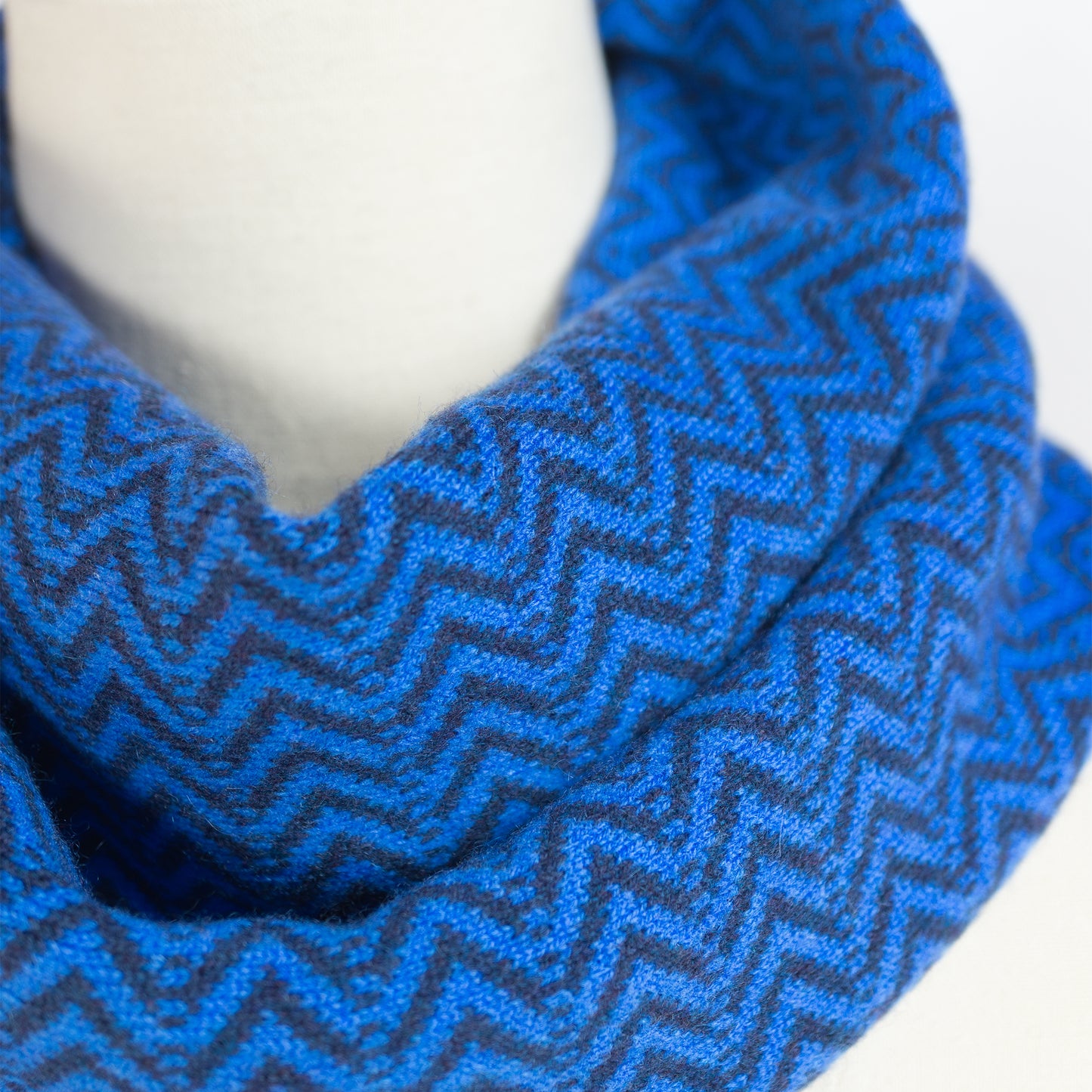 Johnstons of Elgin JACQUARD SCARF 195×50