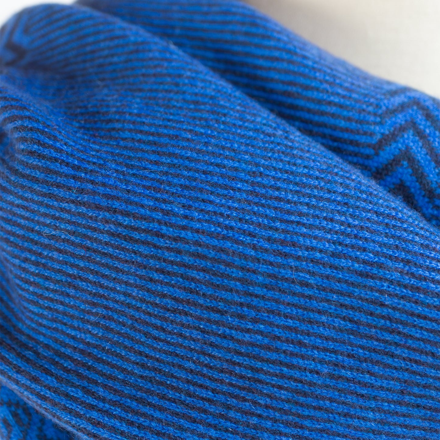 Johnstons of Elgin JACQUARD SCARF 195×50