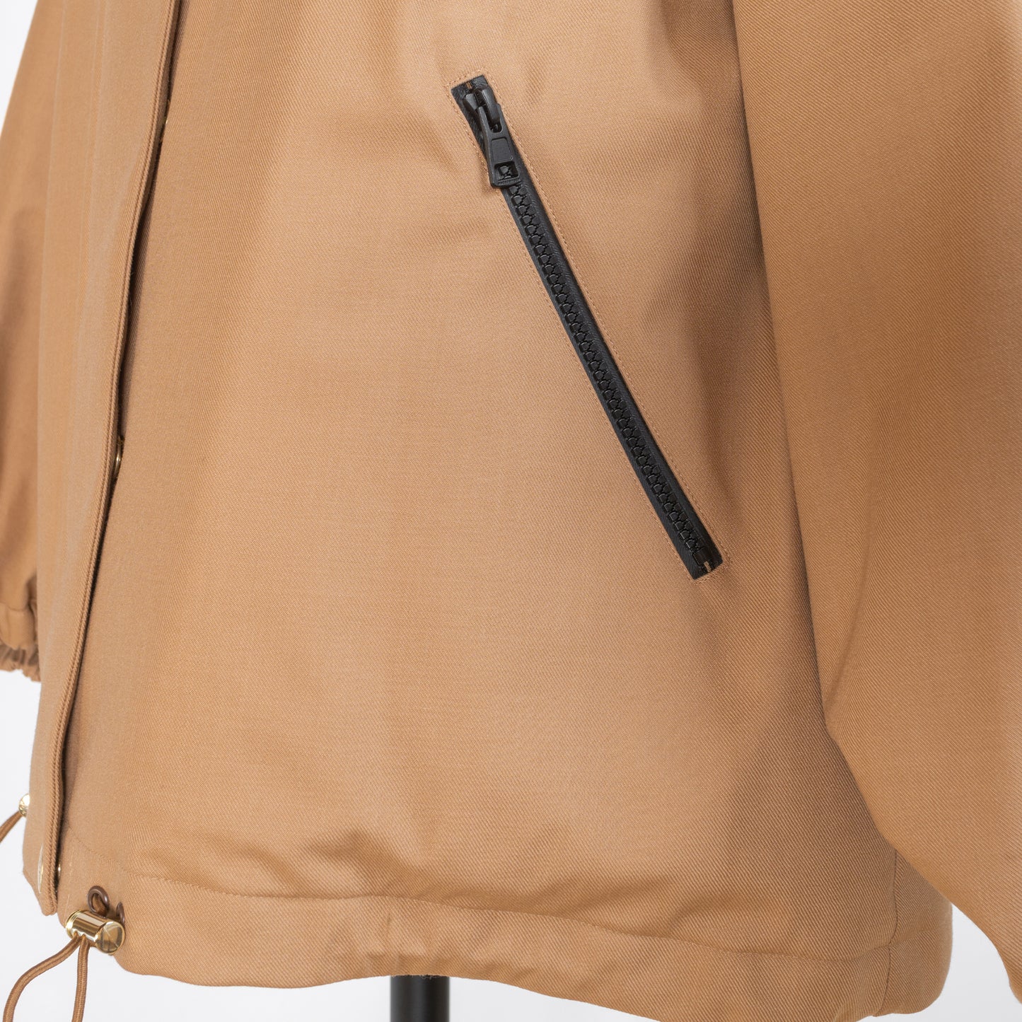 MACKINTOSH RAINTEC SKYE PARKA DOWN SHORT MILK TEA