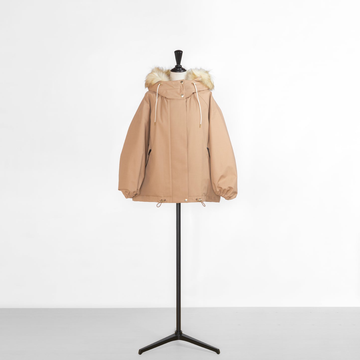 MACKINTOSH RAINTEC SKYE PARKA DOWN SHORT MILK TEA