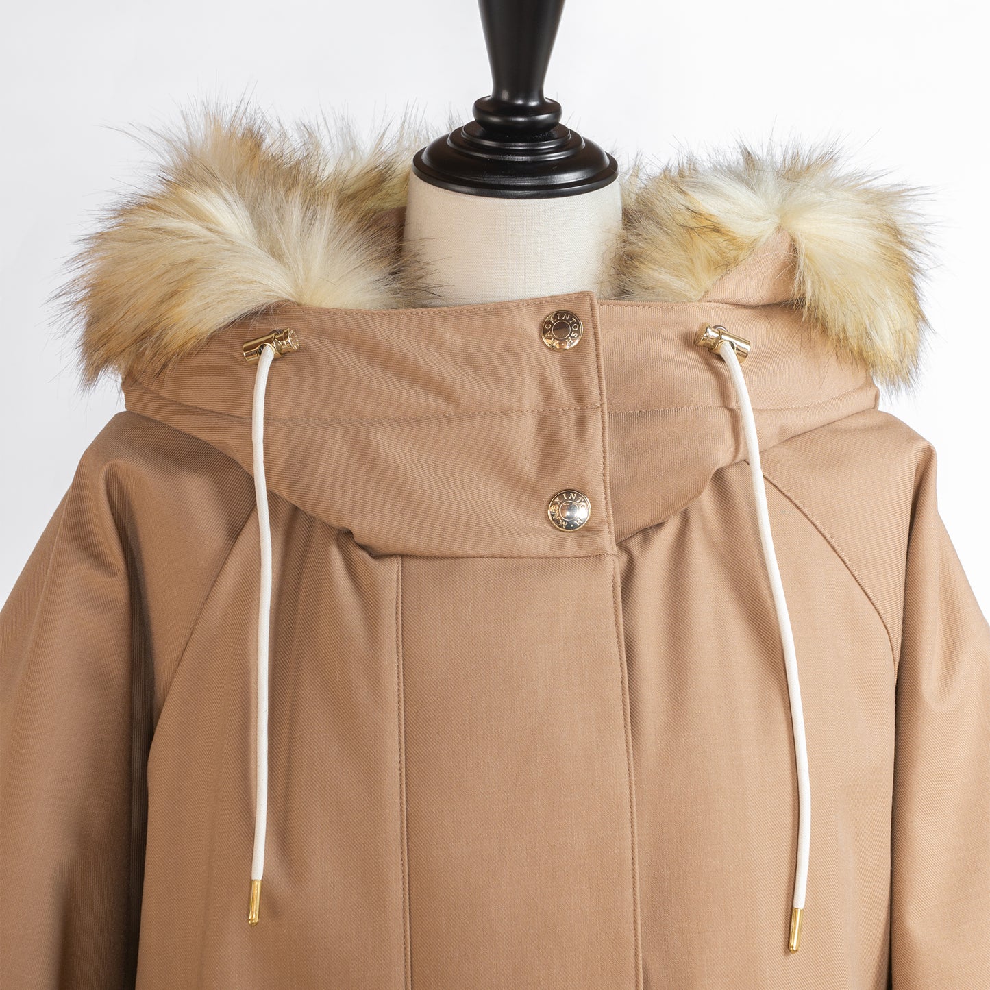 MACKINTOSH RAINTEC SKYE PARKA DOWN SHORT MILK TEA