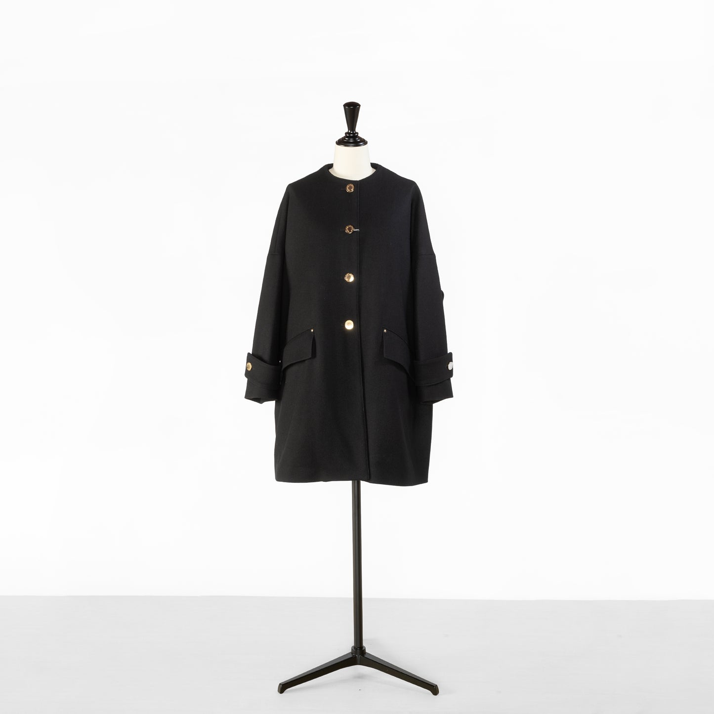 MACKINTOSH NEW HUMBIE NO COLLAR METAL BUTTON