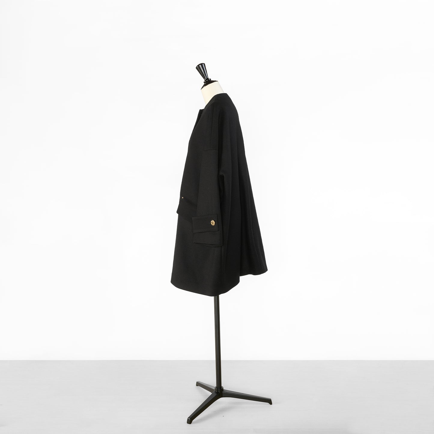 MACKINTOSH NEW HUMBIE NO COLLAR METAL BUTTON