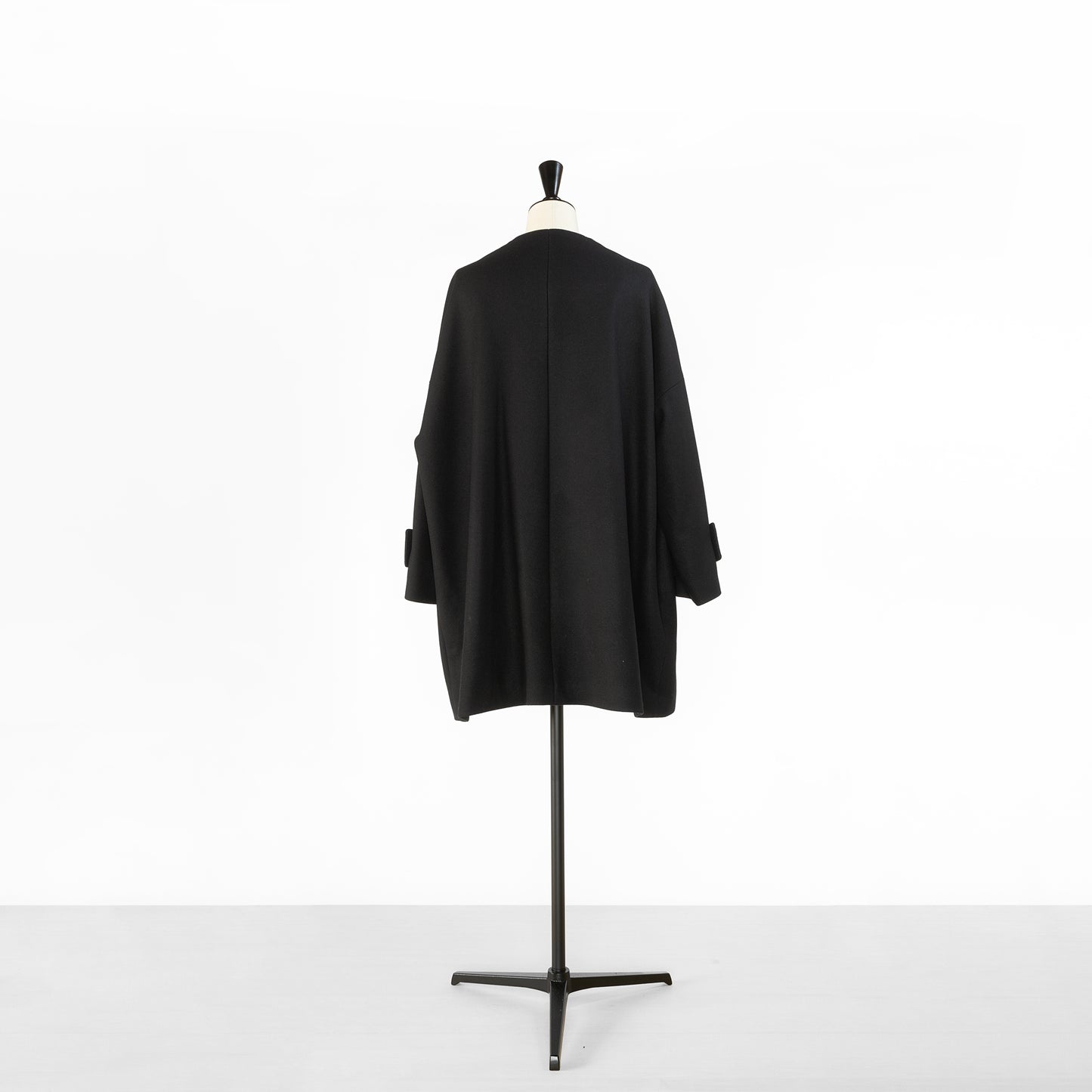 MACKINTOSH NEW HUMBIE NO COLLAR METAL BUTTON
