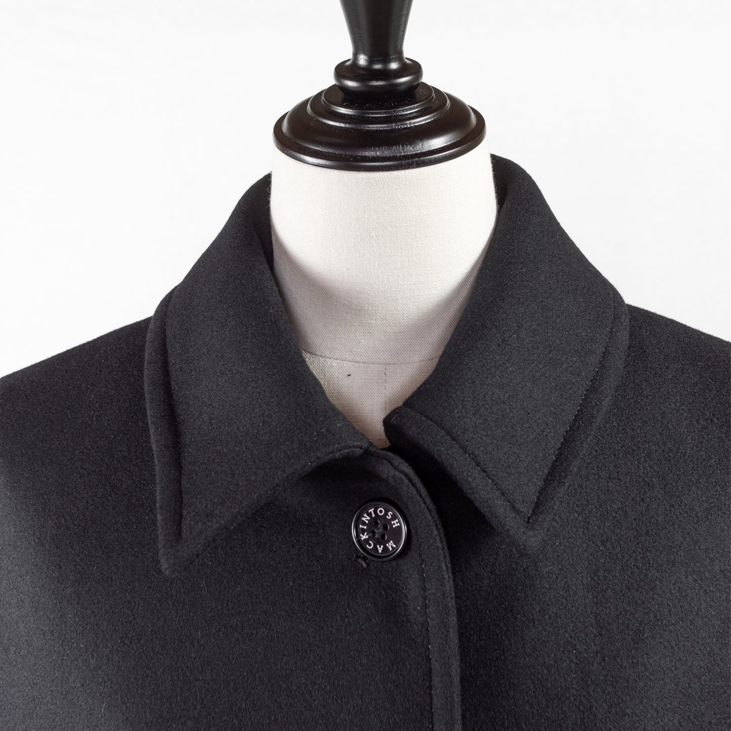 MACKINTOSH NEW HUMBIE LOGO BOTTON