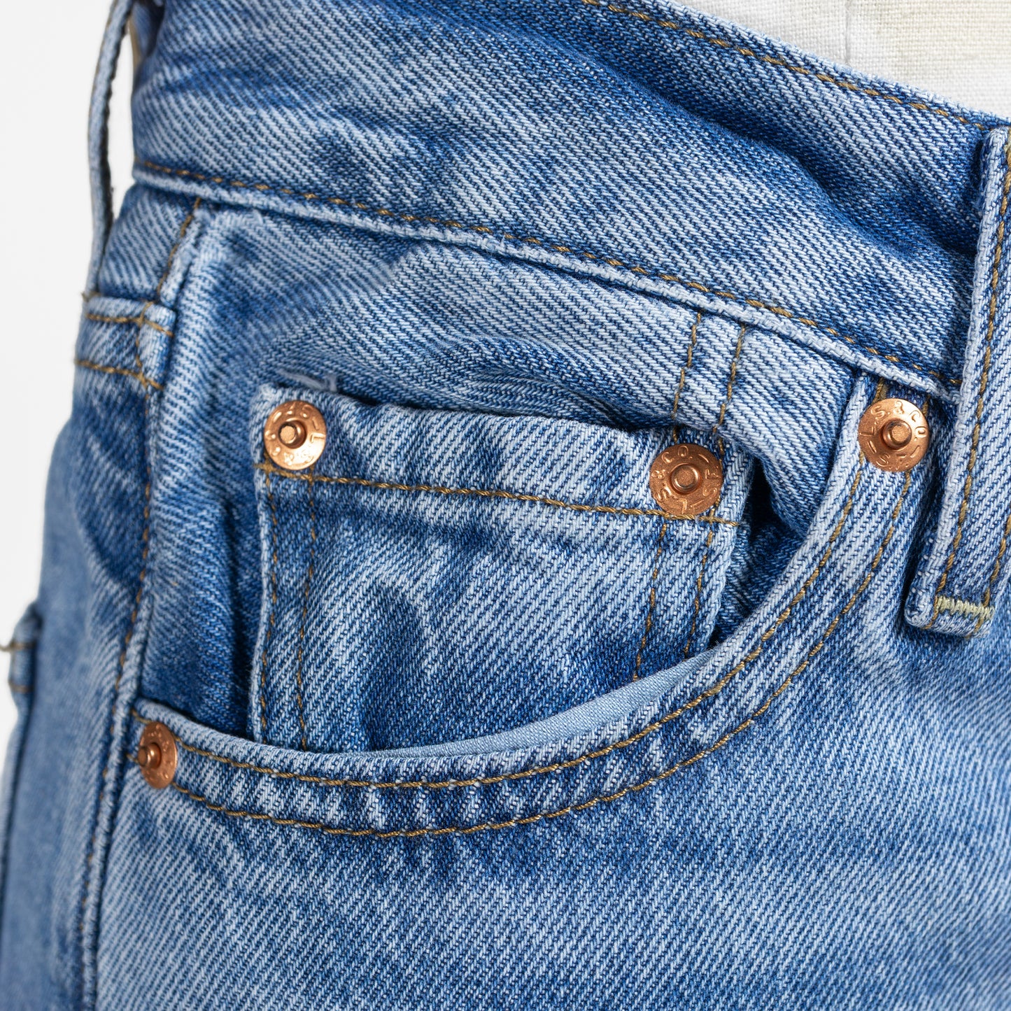 25AW LEVI'S RIBCAGE WIDE LEG ジーンズ ライトインディゴ A60810002