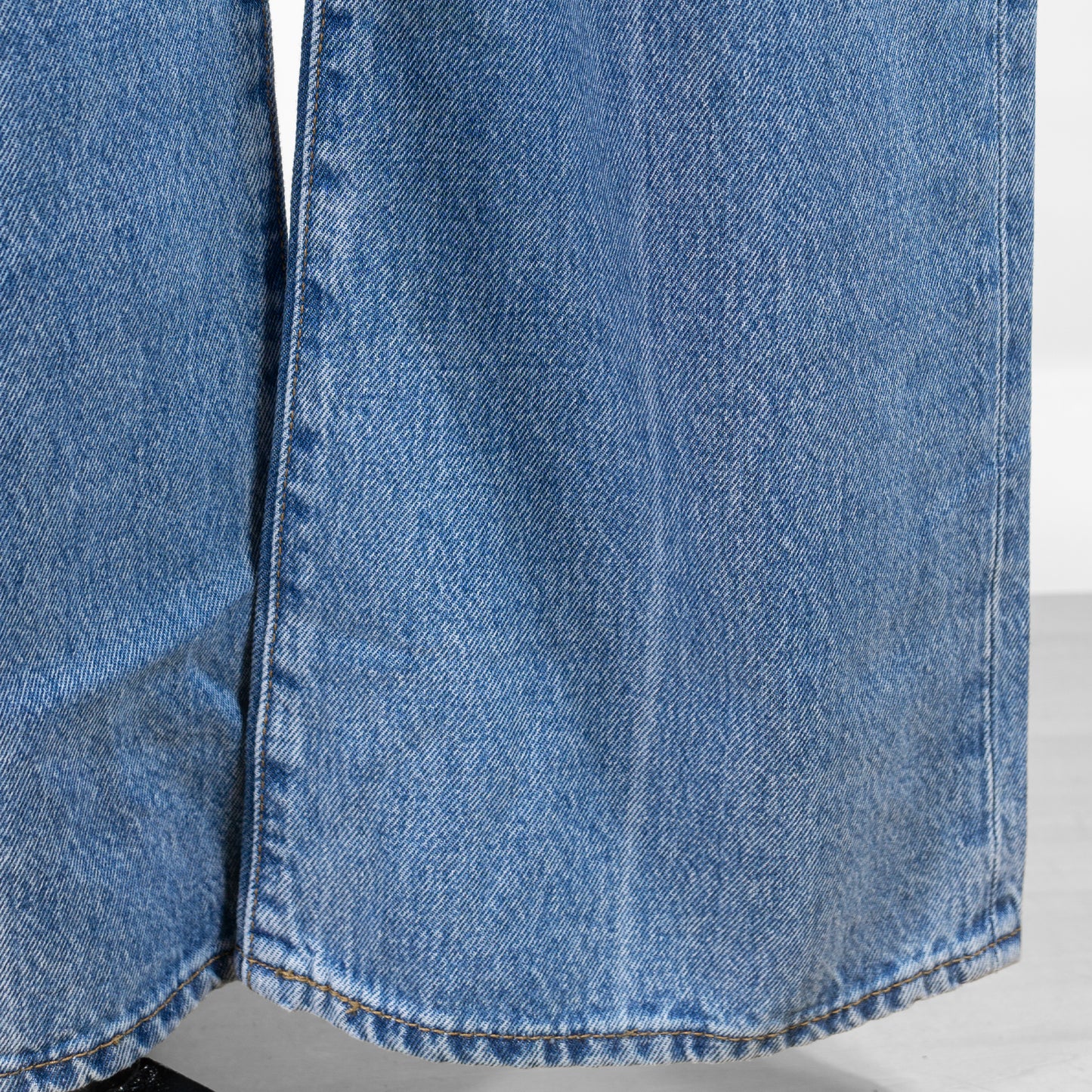 25AW LEVI'S RIBCAGE WIDE LEG ジーンズ ライトインディゴ A60810002