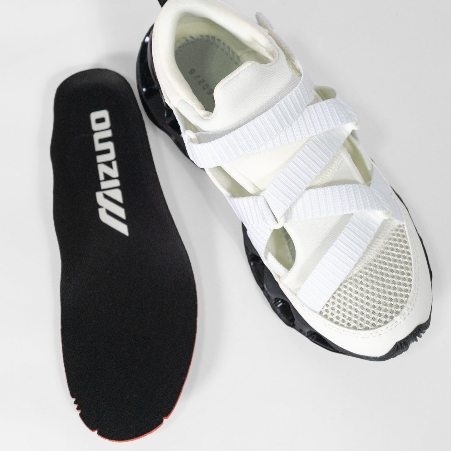 MIZUNO ウエーブプロフェシーStrap ホワイト×ブラック D1GA251905
