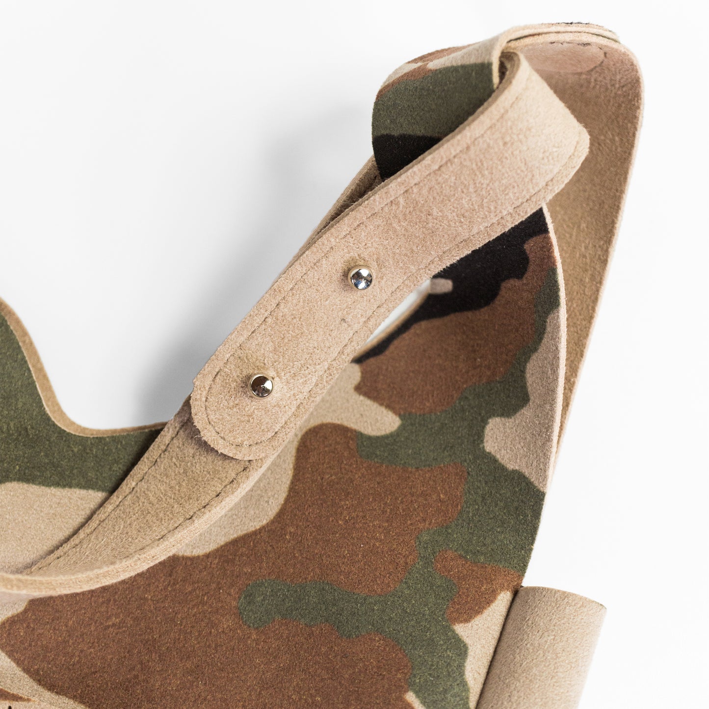 MNNG CLIONE MEDIUM SHOULDER CAMO