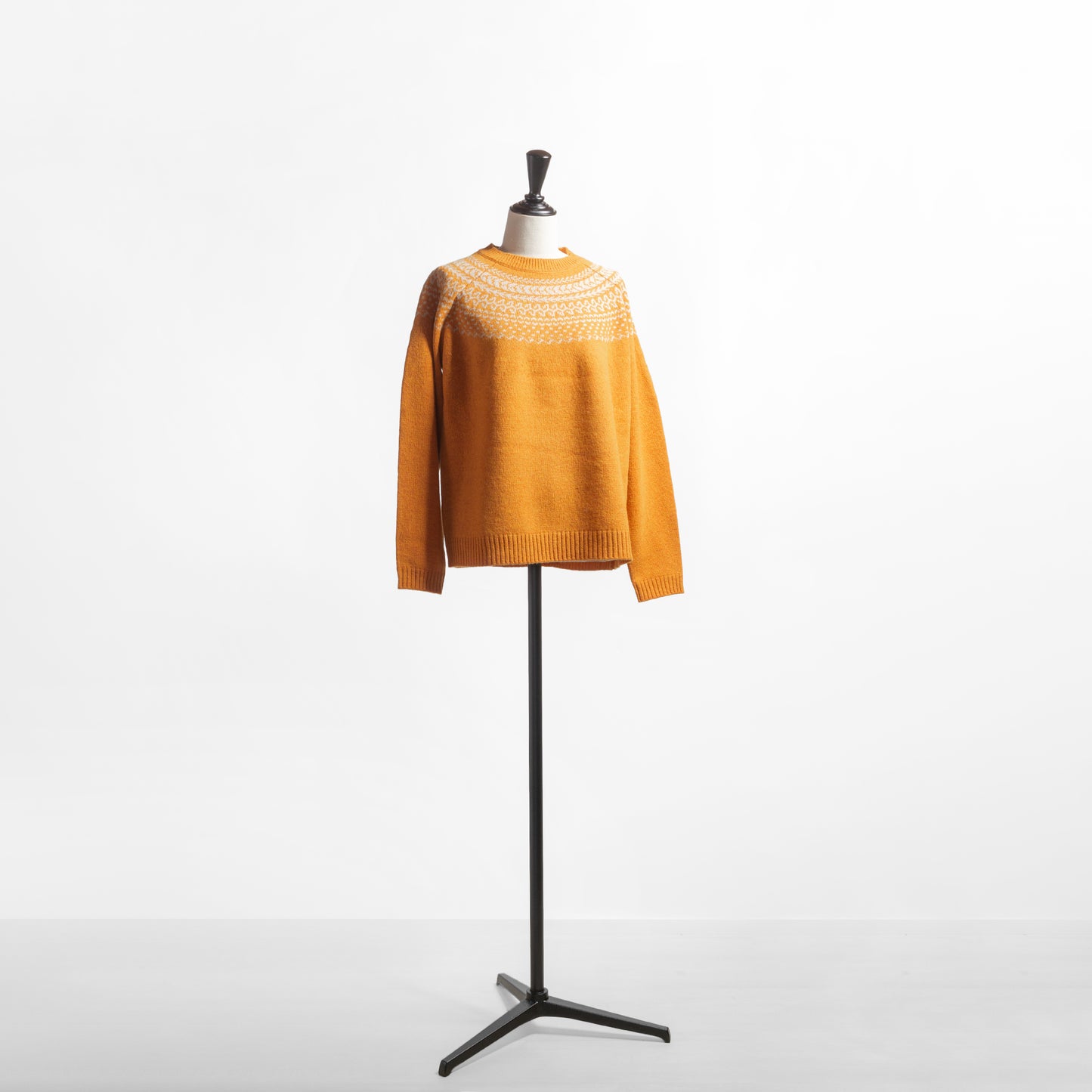 NATURAL LAUNDRY LAMB NYLON BRED JACQUARD PULL OVER
