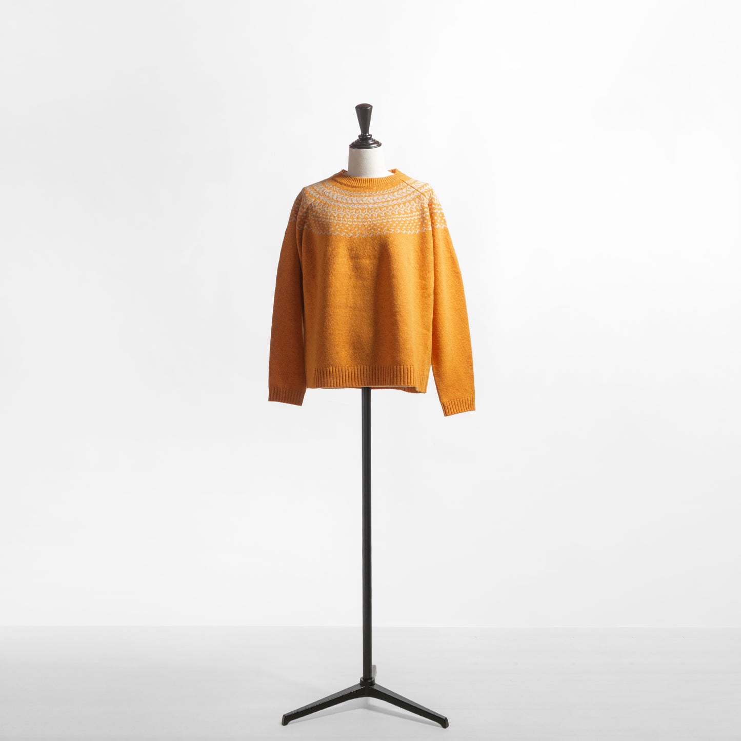NATURAL LAUNDRY LAMB NYLON BRED JACQUARD PULL OVER