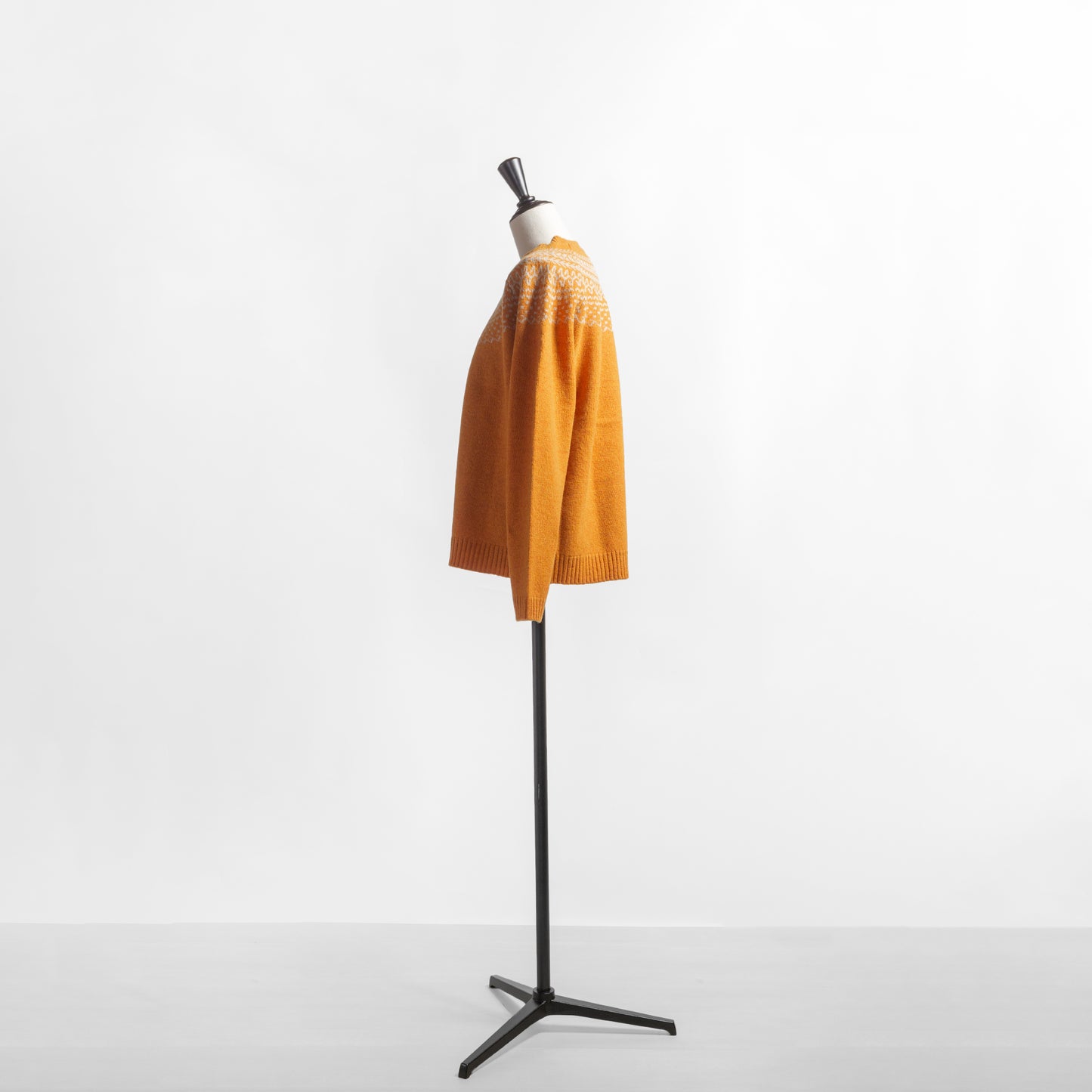 NATURAL LAUNDRY LAMB NYLON BRED JACQUARD PULL OVER