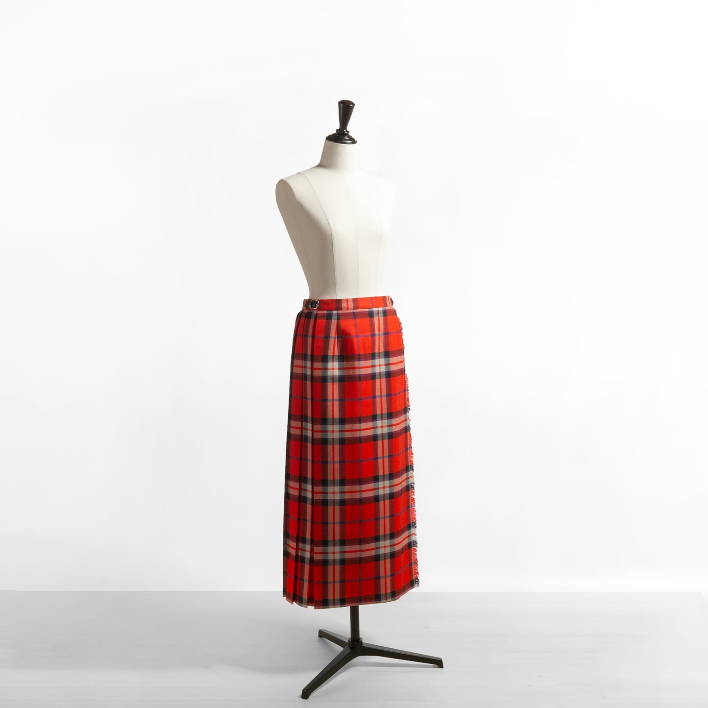 O'NEIL OF DUBLIN LONG EASY QUILT 83cm TARTAN