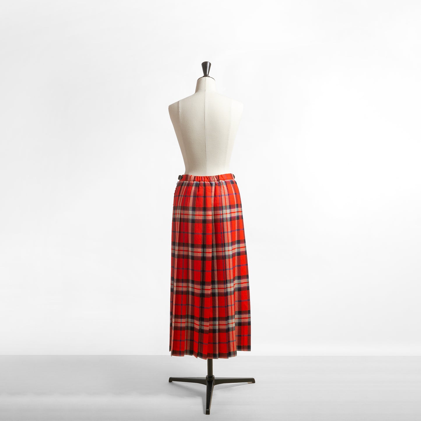 O'NEIL OF DUBLIN LONG EASY QUILT 83cm TARTAN