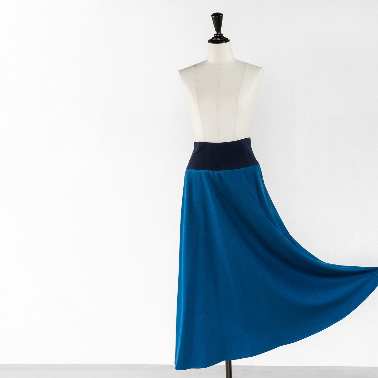 FONTANA GRANDE DUALWARM FLARED SKIRT
