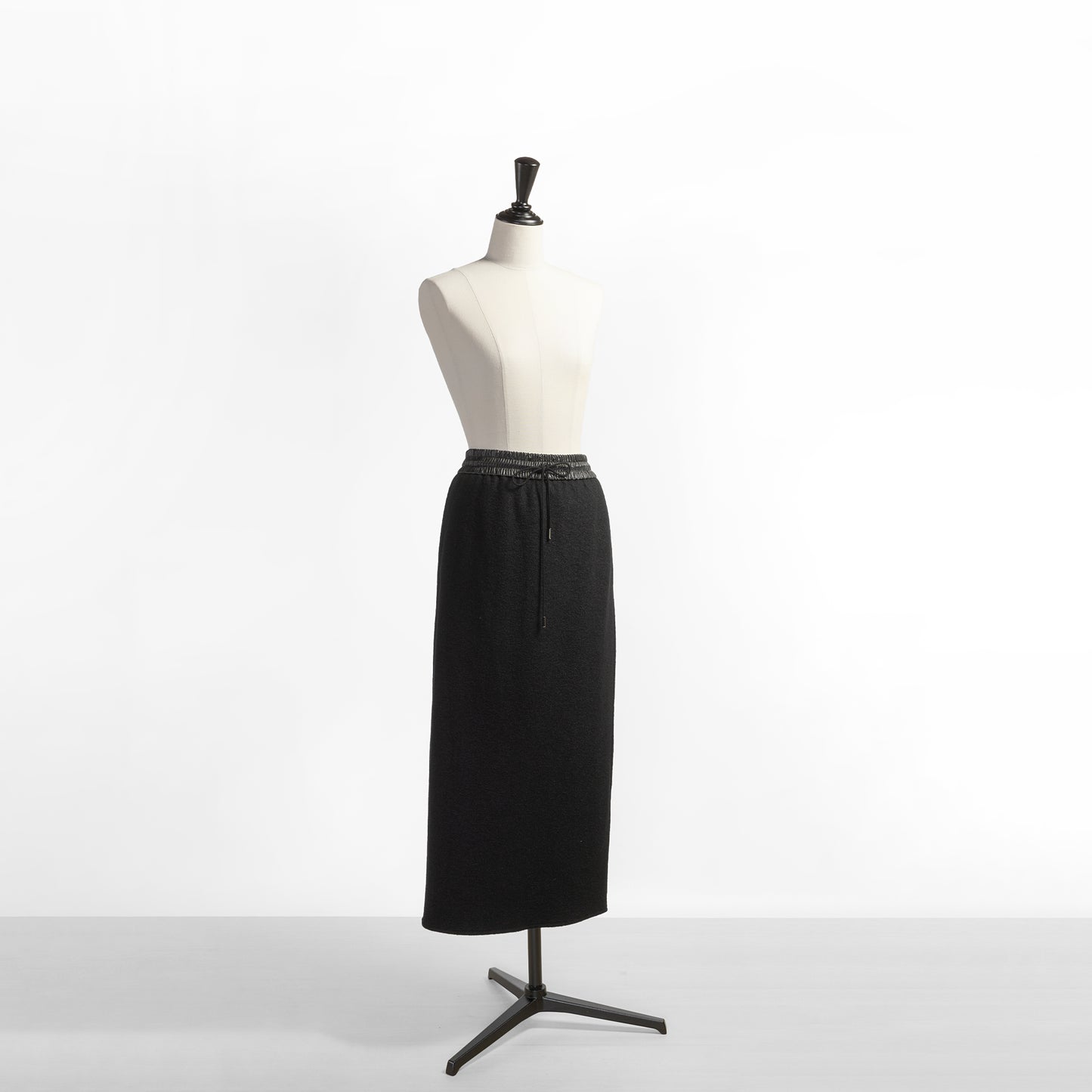 PASSIONE FELT WOOL PENCIL SKIRT