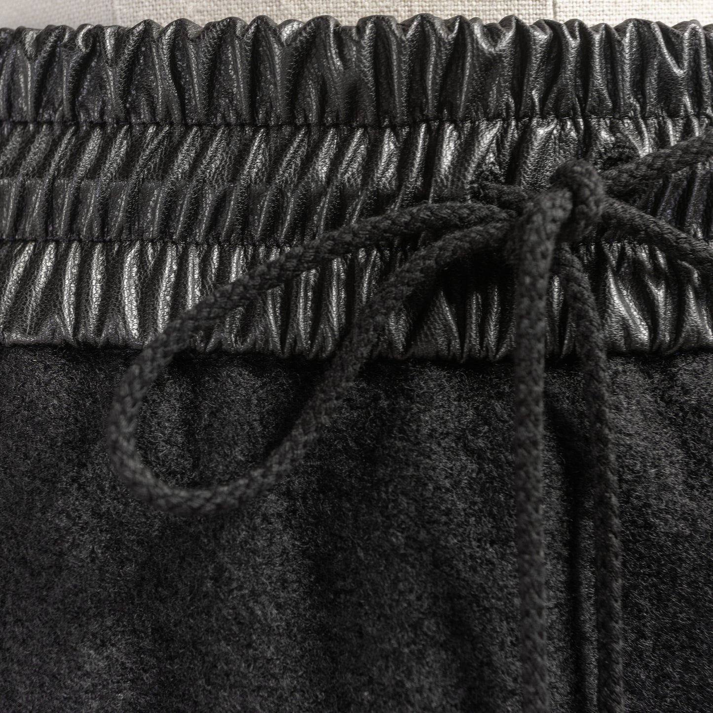 PASSIONE FELT WOOL PENCIL SKIRT