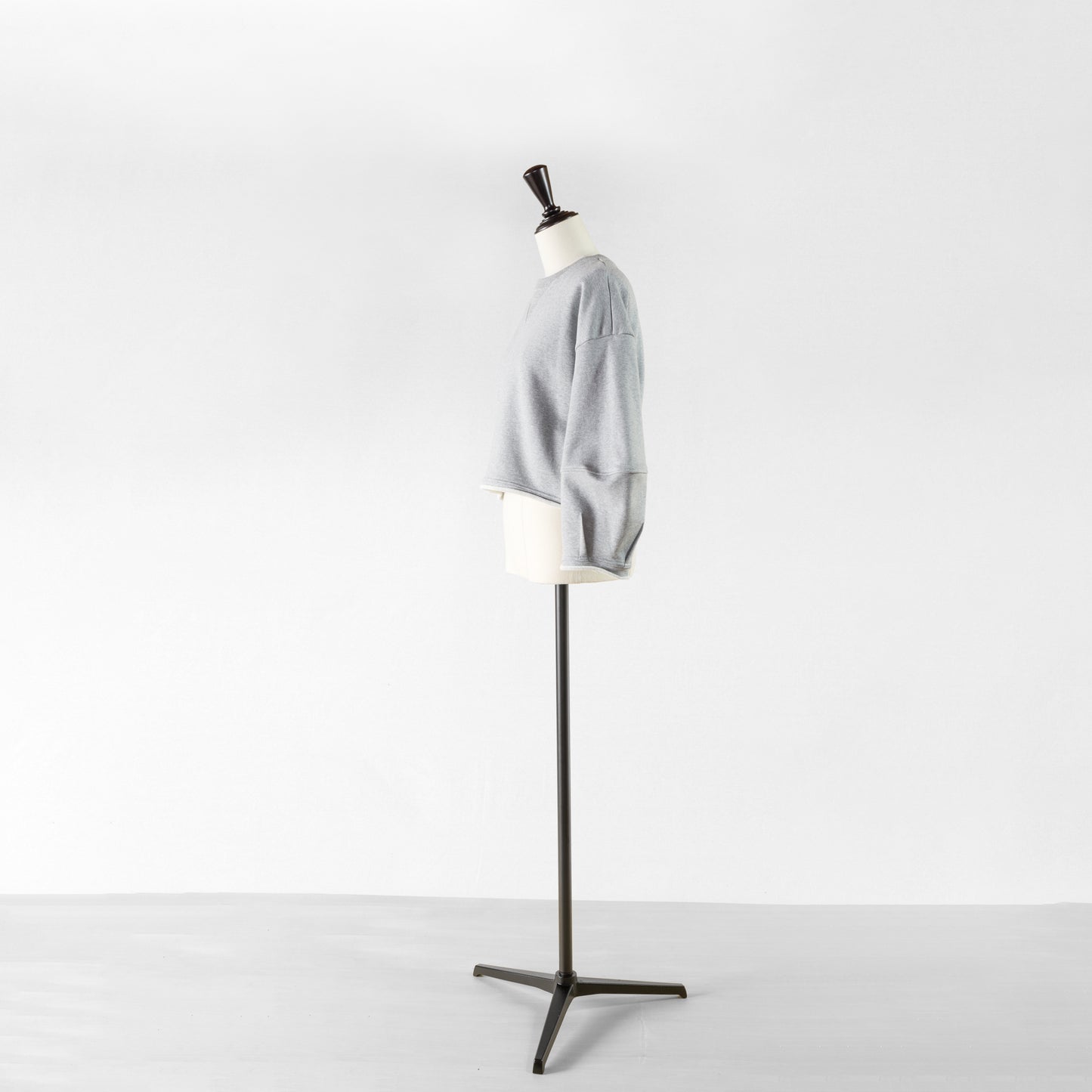 PASSIONE CROPPED SWEAT TOP