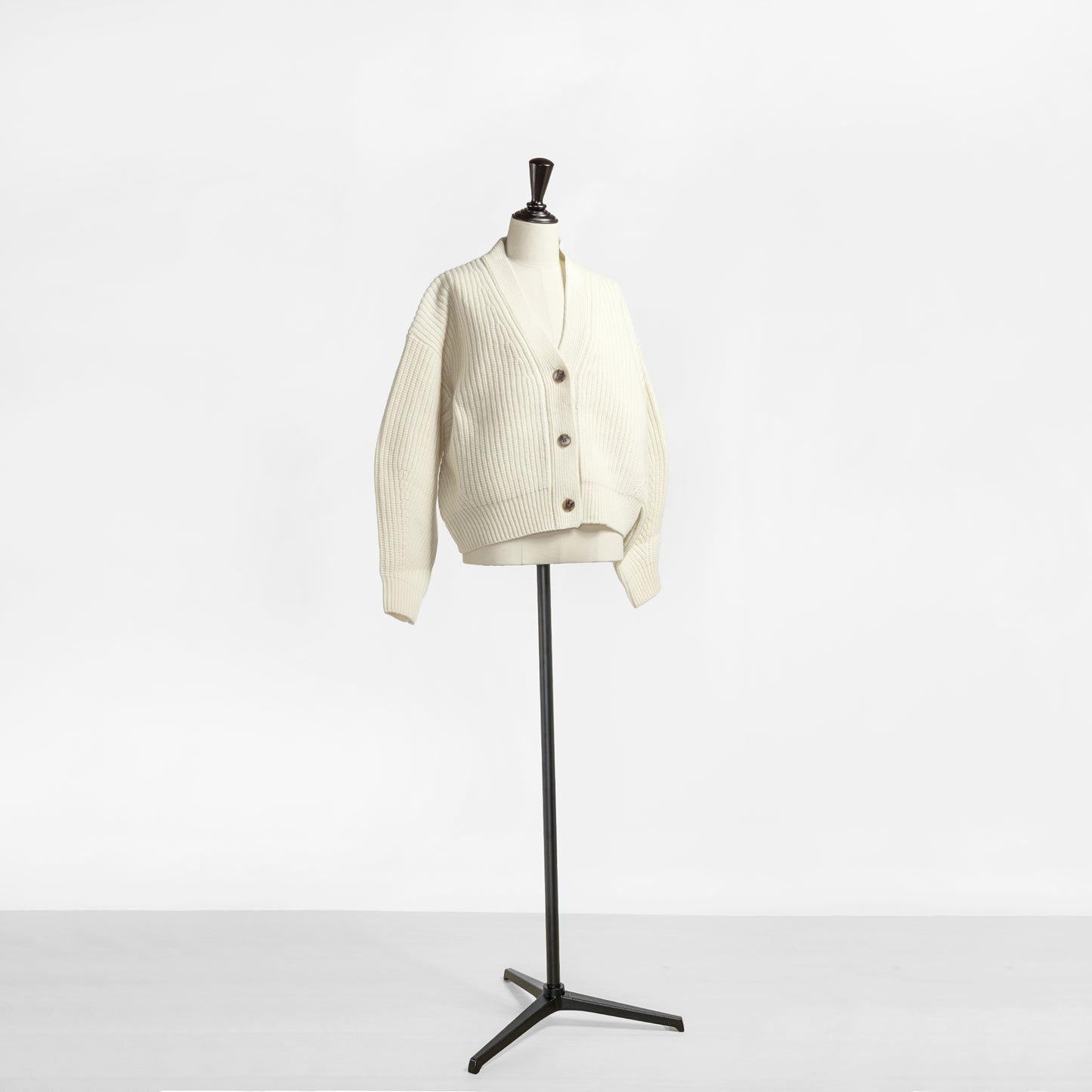 SACRA BOILED LAMBWOOL FURROW CARDIGAN
