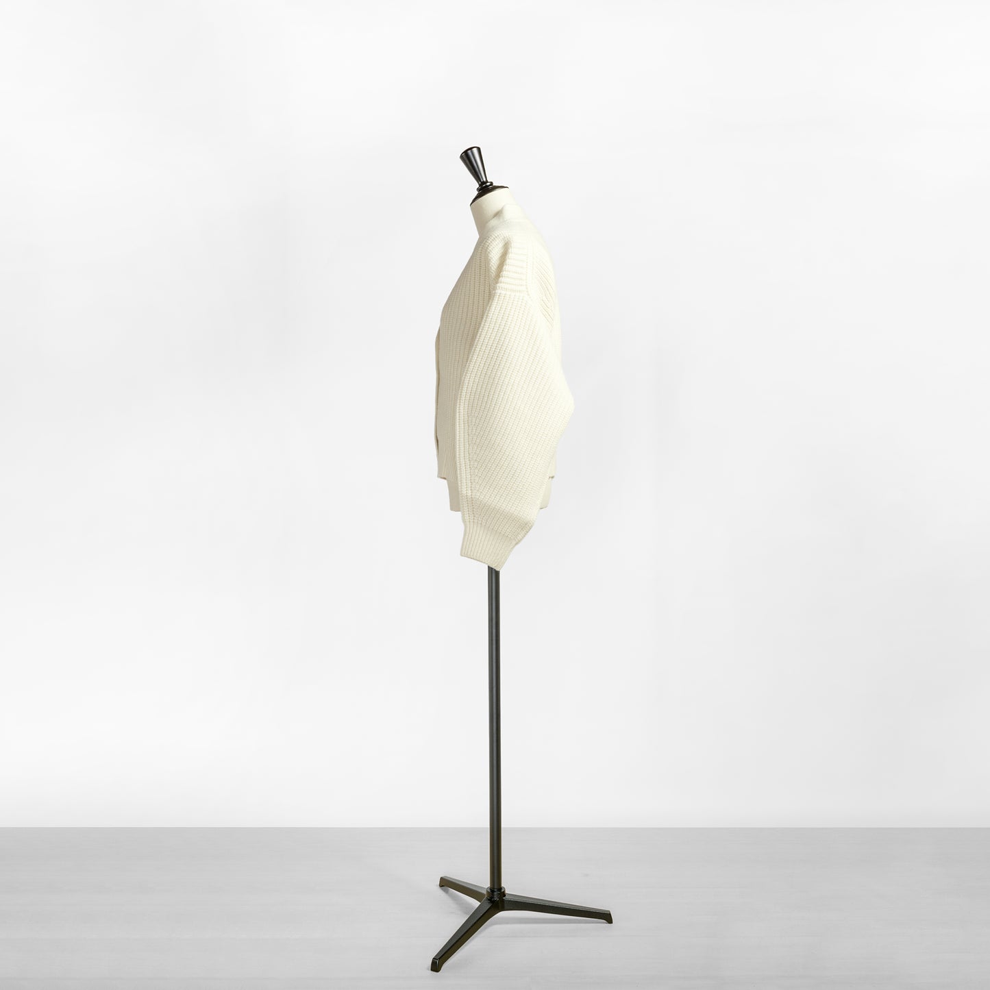 SACRA BOILED LAMBWOOL FURROW CARDIGAN