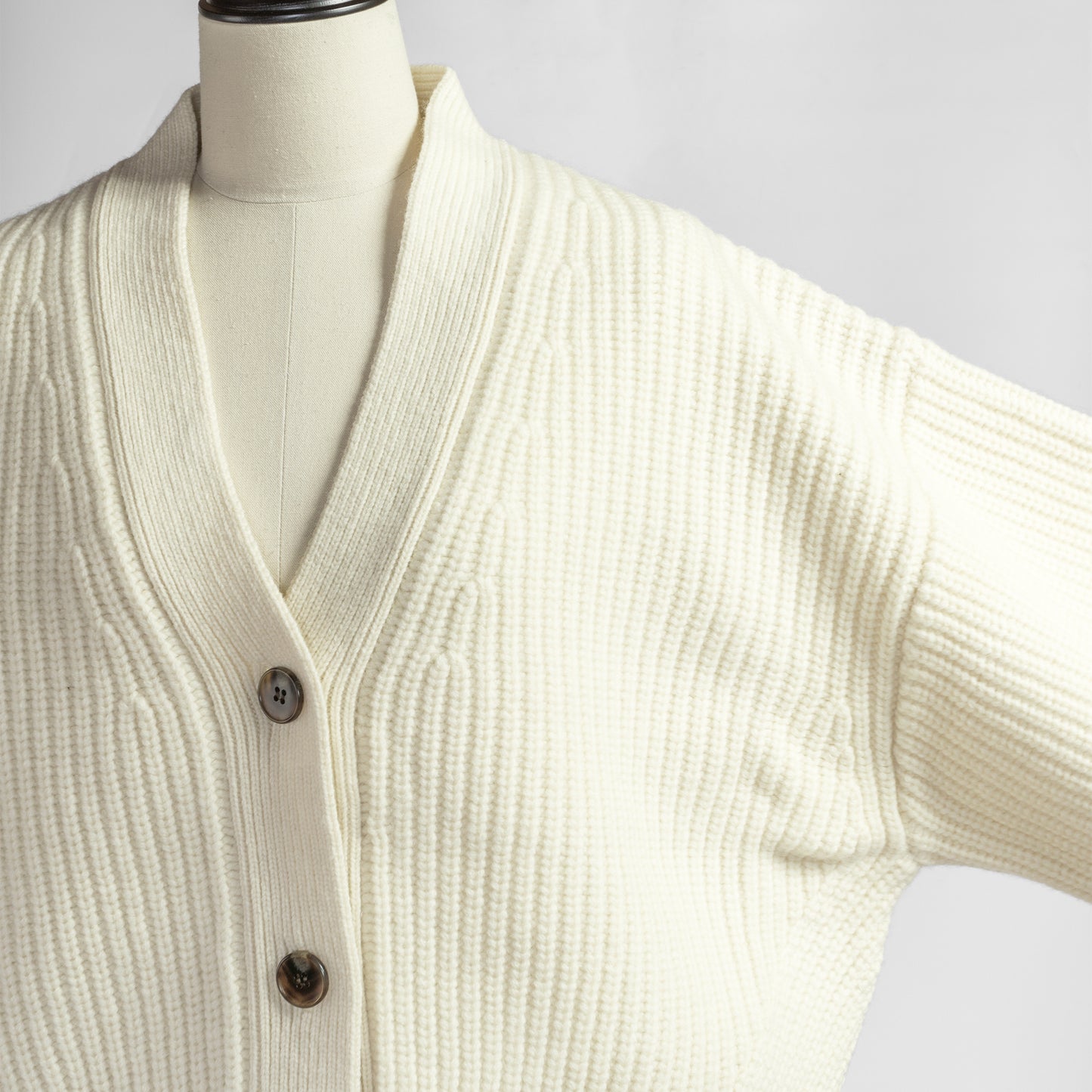 SACRA BOILED LAMBWOOL FURROW CARDIGAN