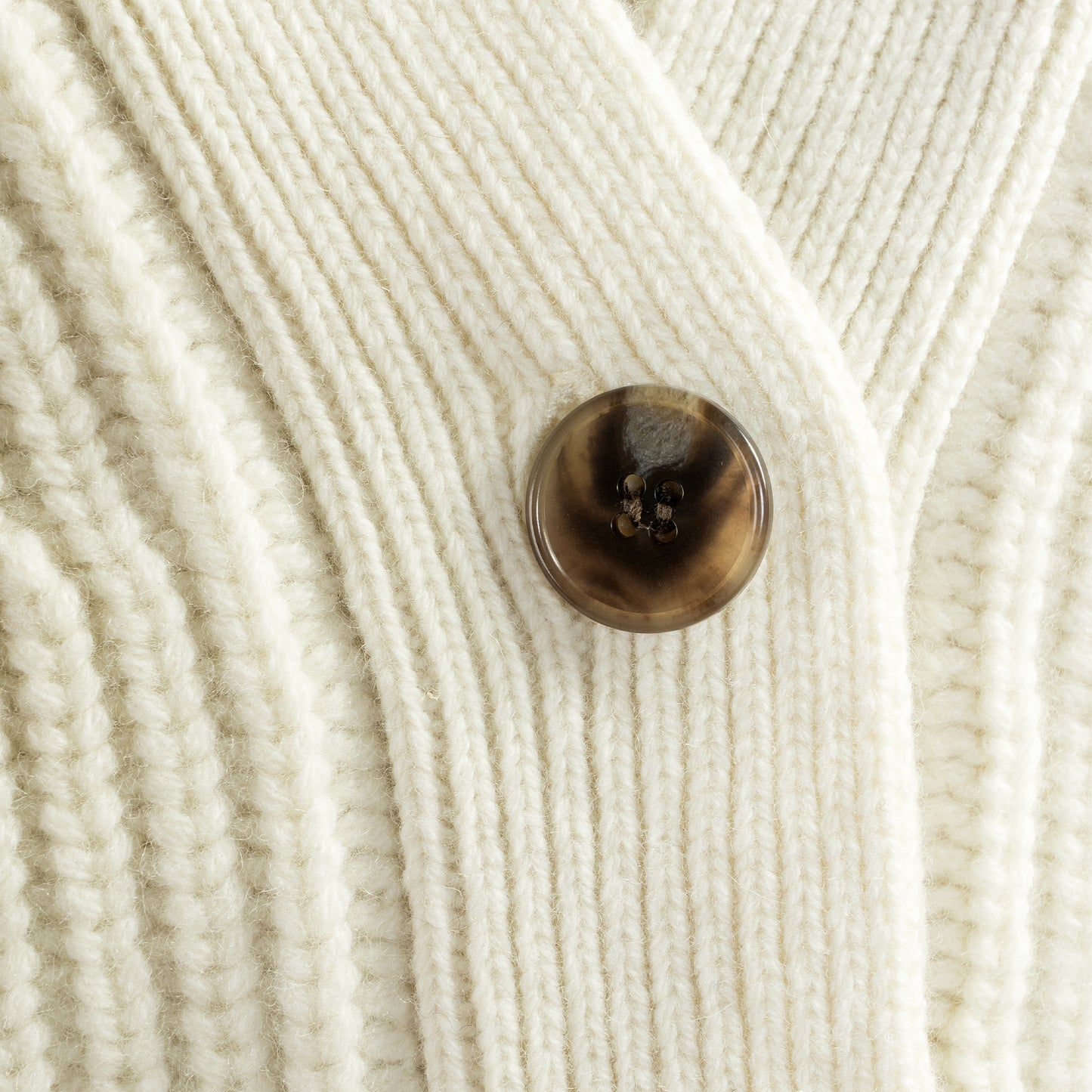 SACRA BOILED LAMBWOOL FURROW CARDIGAN