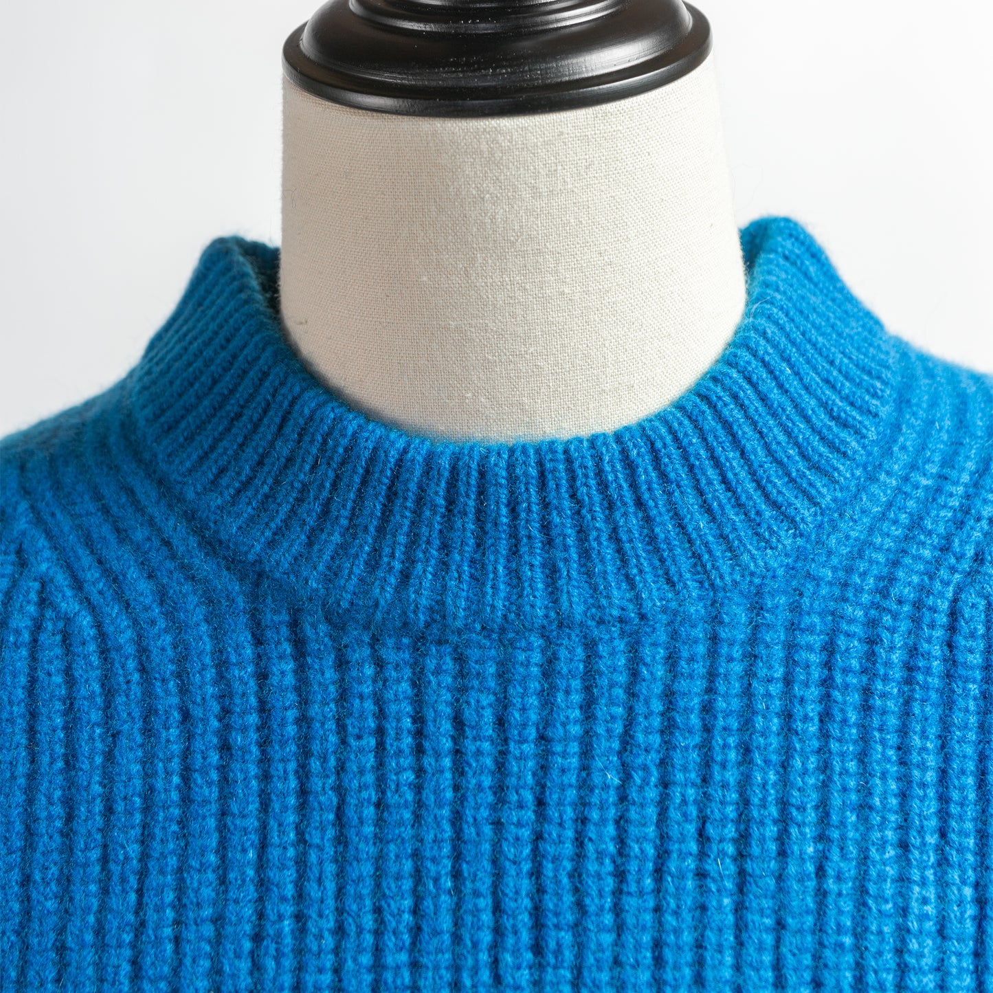 SACRA REFINED WOOL FURROW TOP