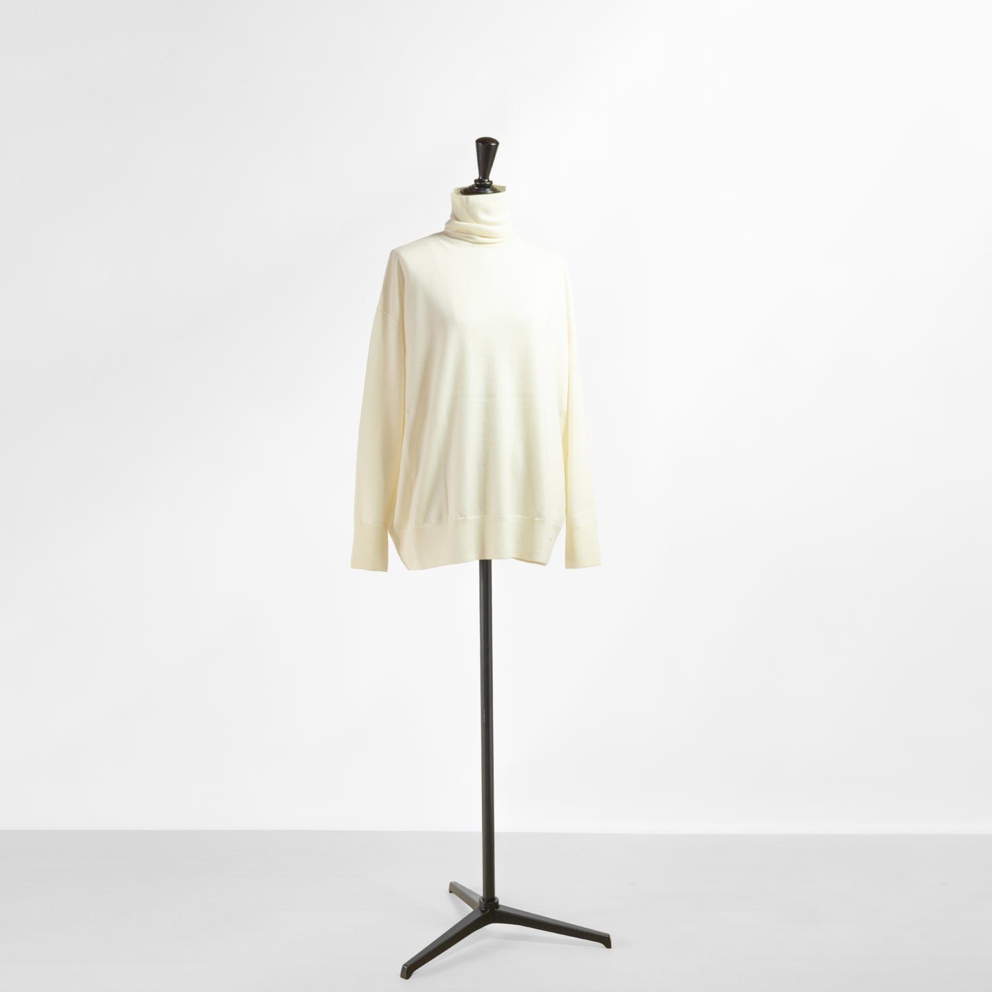 SACRA EXTRA FINE MERINO TOP