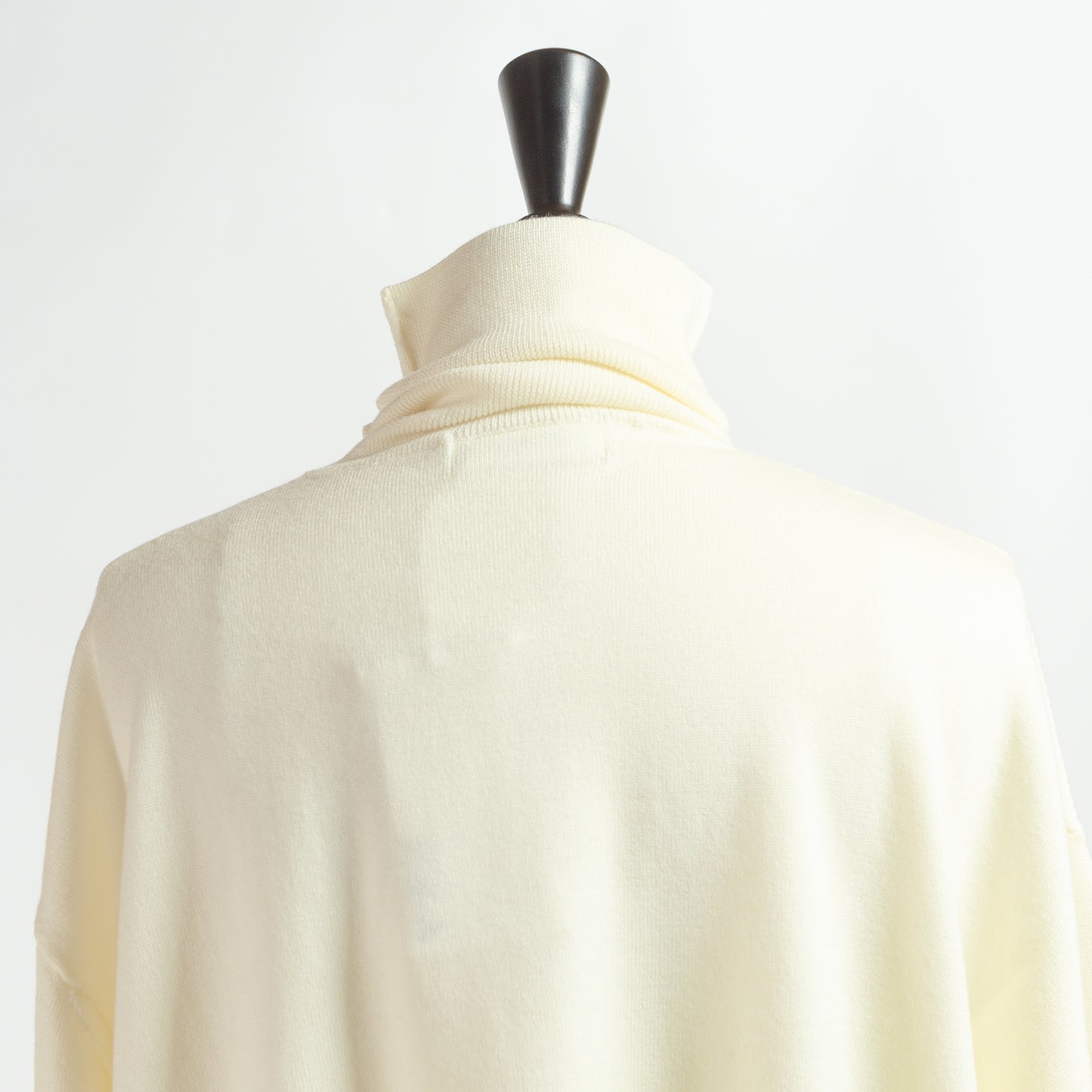 SACRA EXTRA FINE MERINO TOP