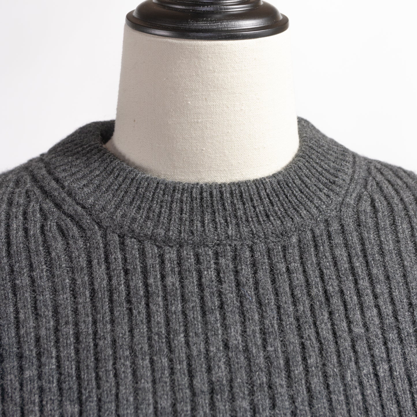 SACRA BOILED LAMBWOOL RIB TOP