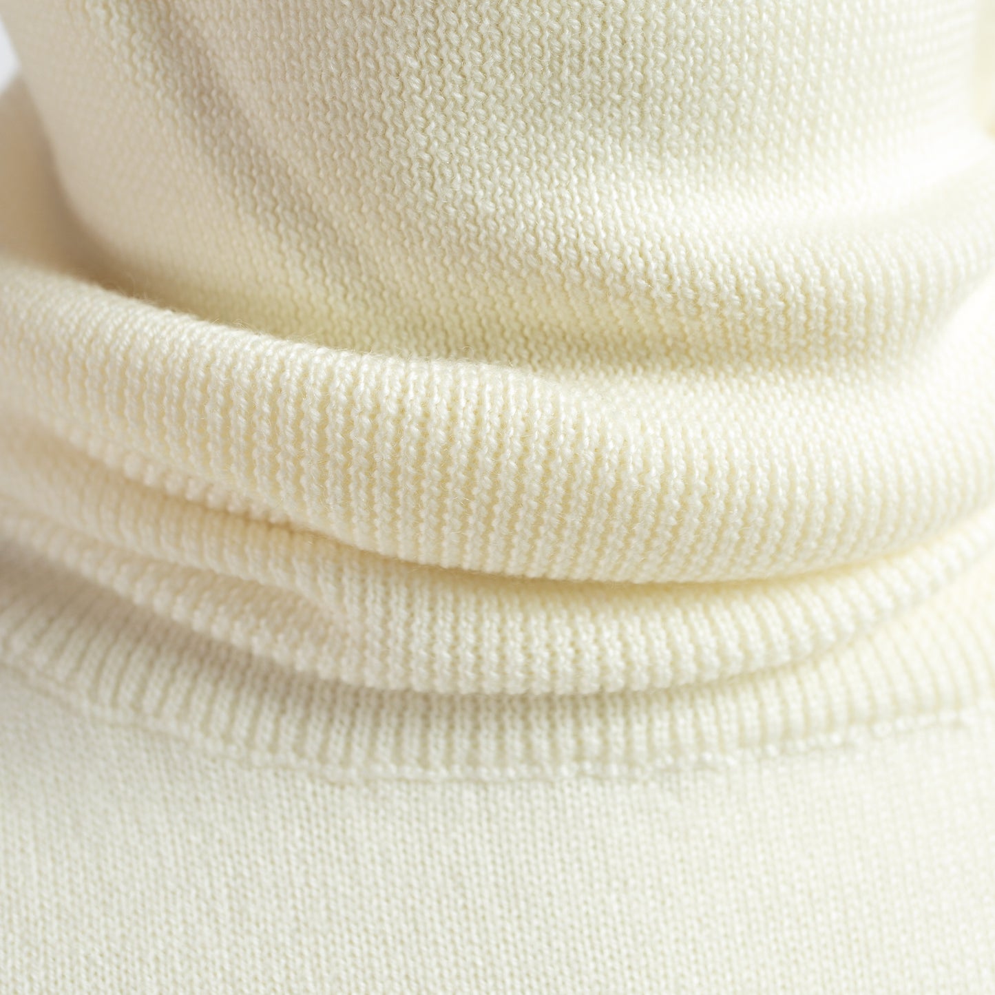 SACRA EXTRA FINE MERINO TOP