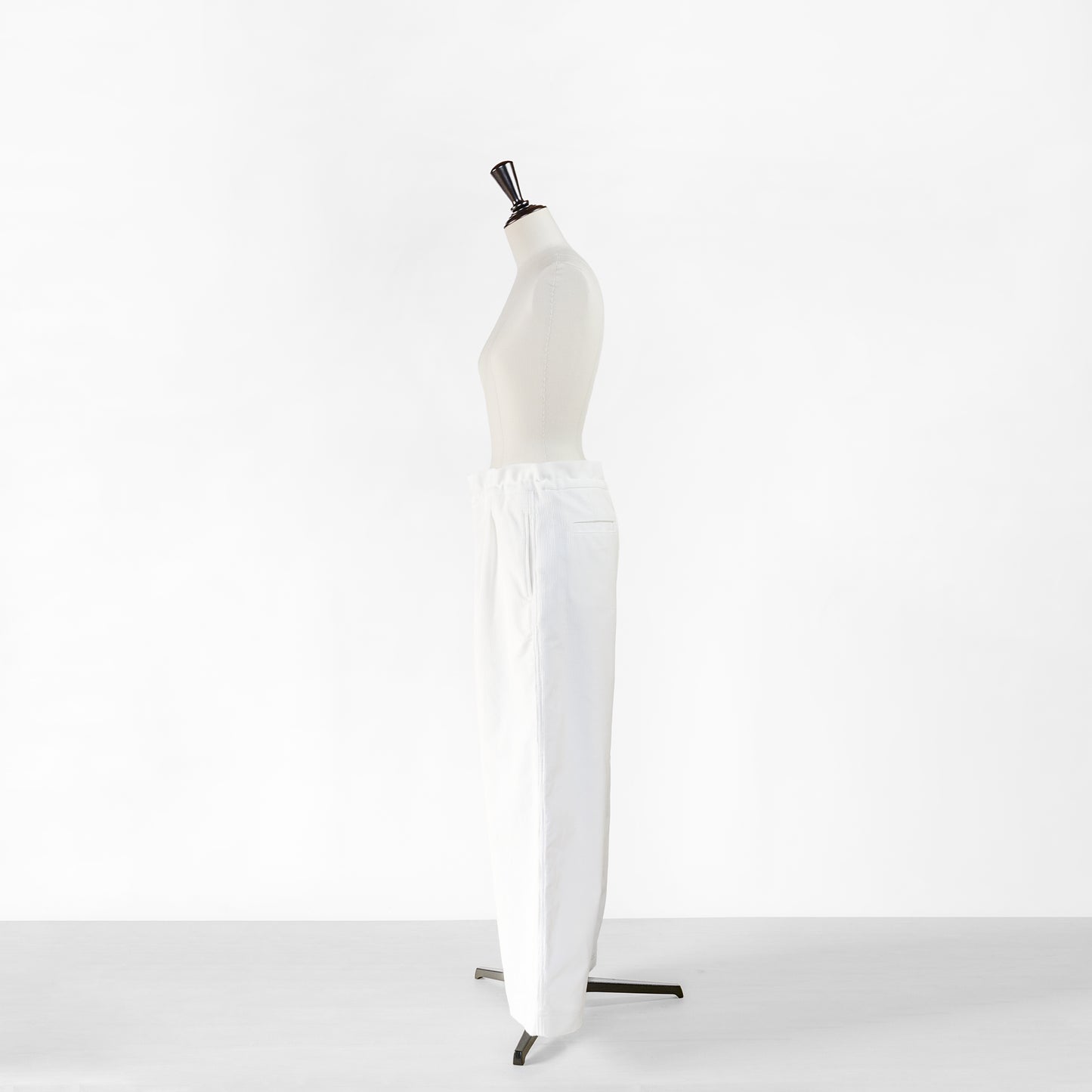 SACRA ORGANIC CORDUROY PANTS
