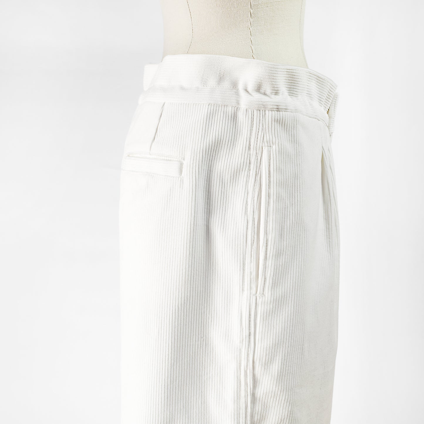 SACRA ORGANIC CORDUROY PANTS