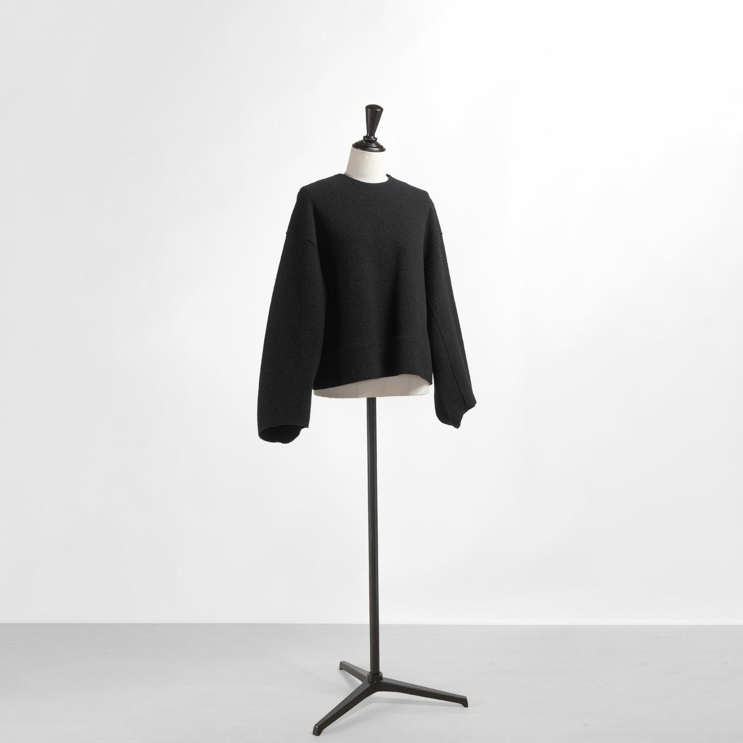 SACRA WOOL PILE TOP