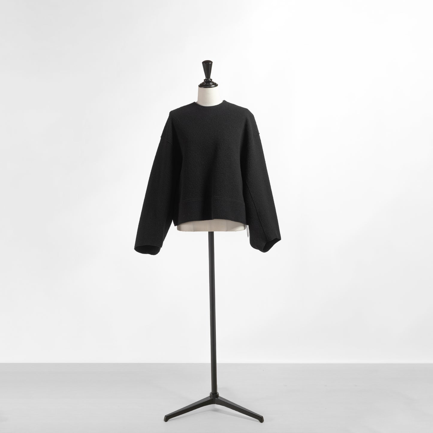 SACRA WOOL PILE TOP