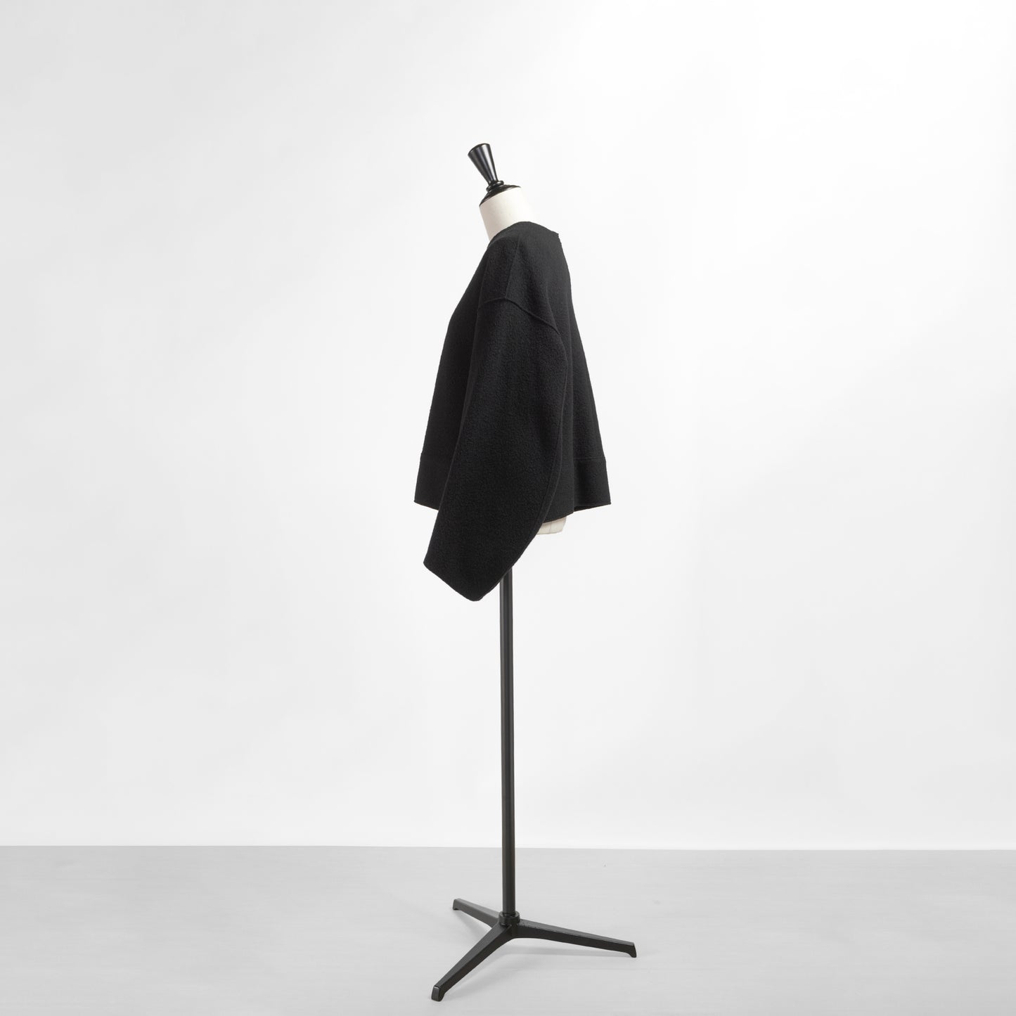 SACRA WOOL PILE TOP