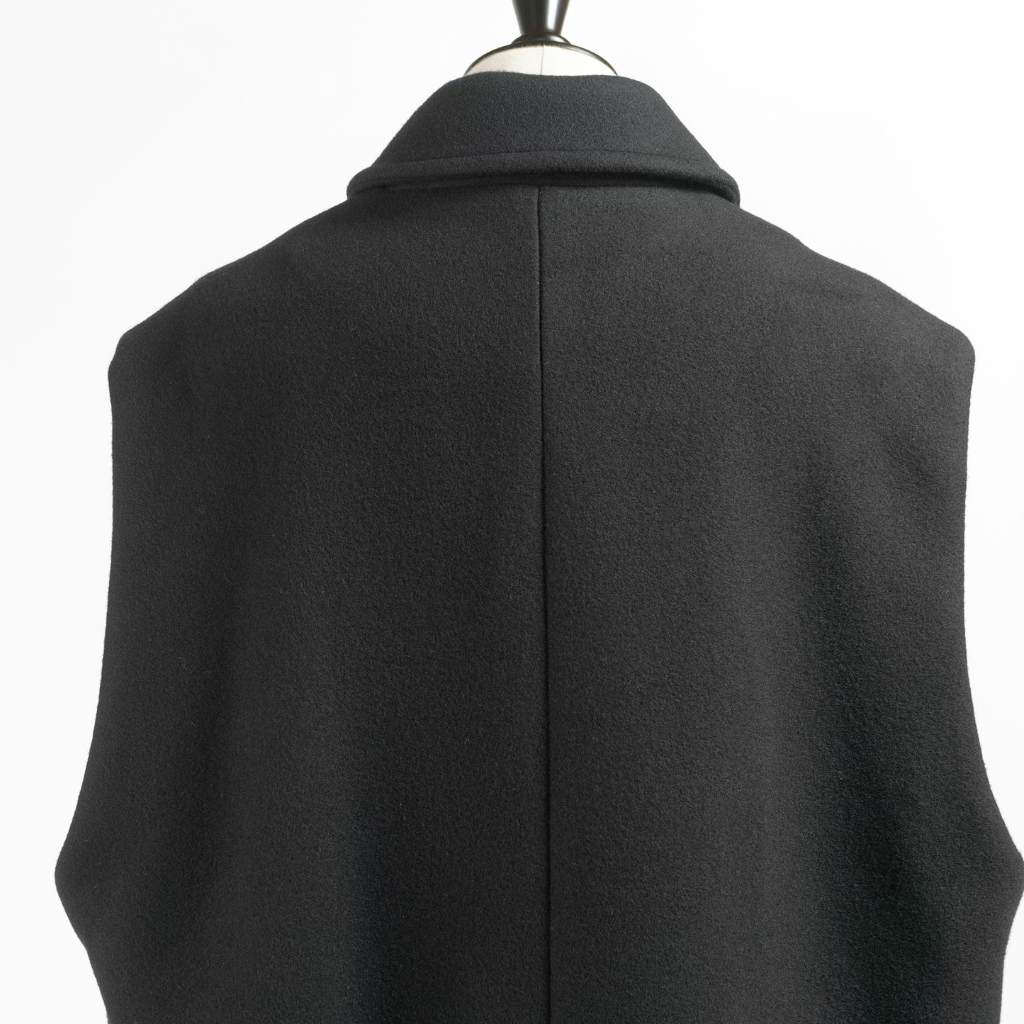 SACRA LAMBWOOL MELTON GILET